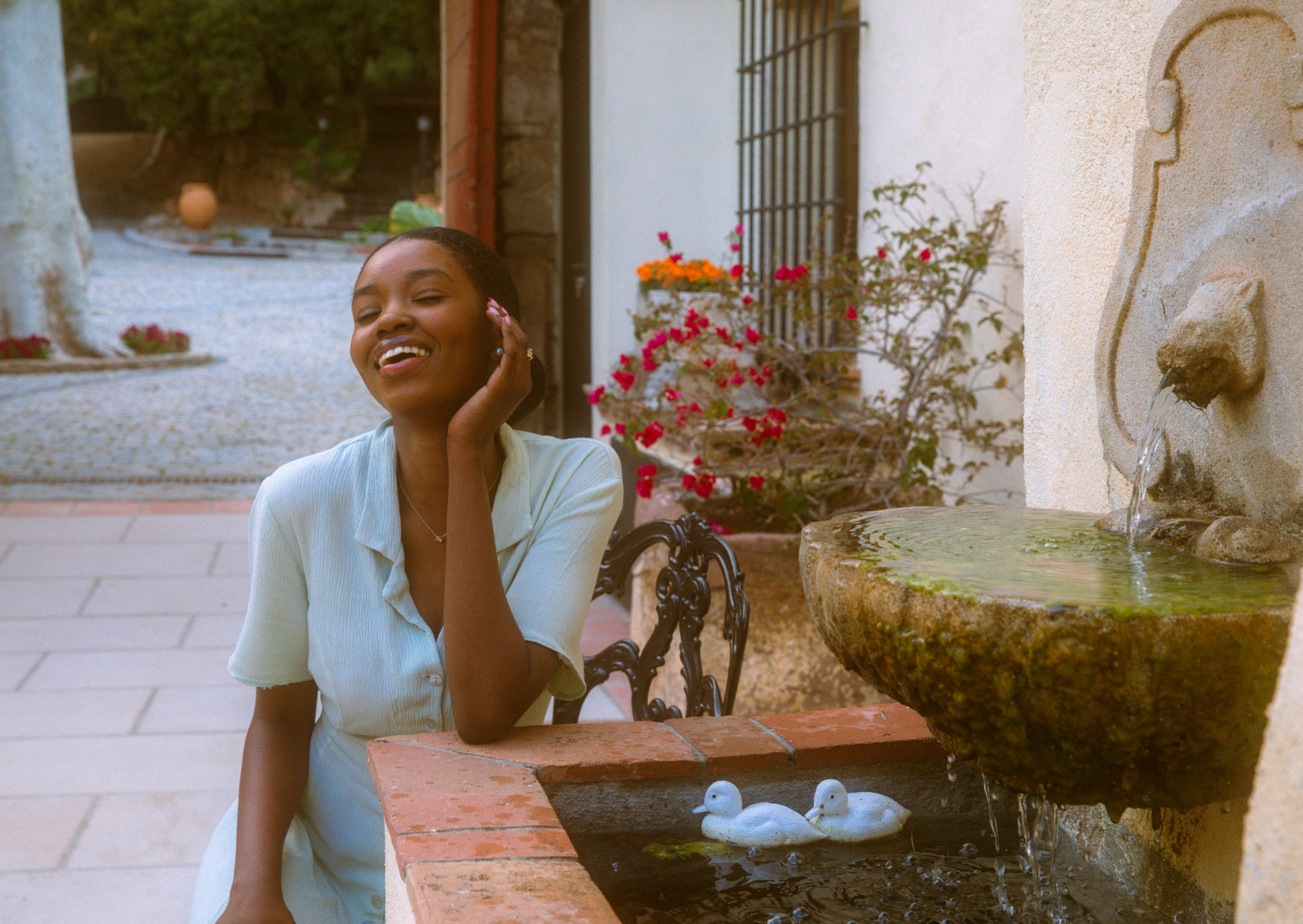 9 Italian Style Habits That Make Basic Clothes Look Expensive 6 Style Rules Italian Women Follow 2