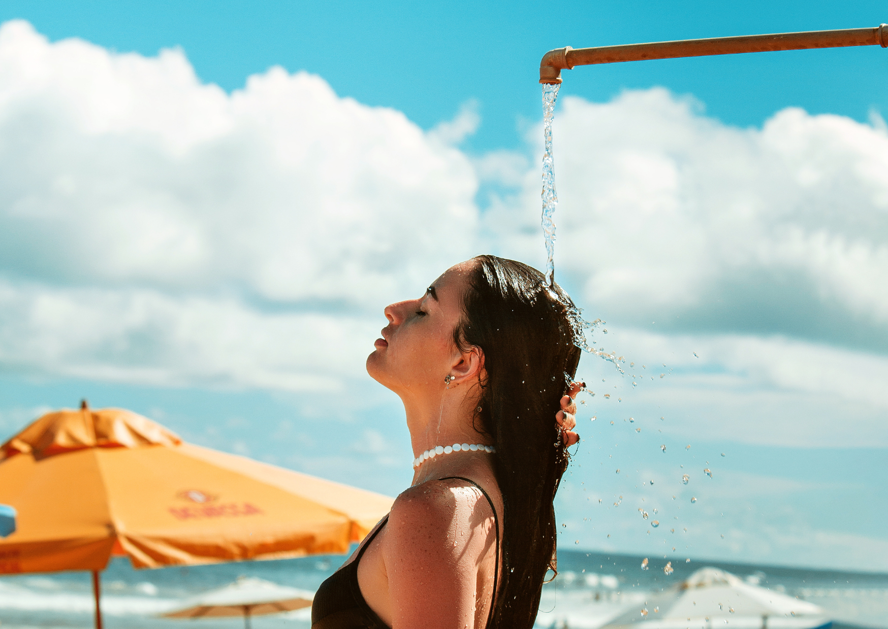 The Beach Bathroom Habits That Make Tourists Stand Out (and Not in a Good Way) 3 The Beach Bathroom Etiquette Rules Europeans Judge Tourists For Breaking 3