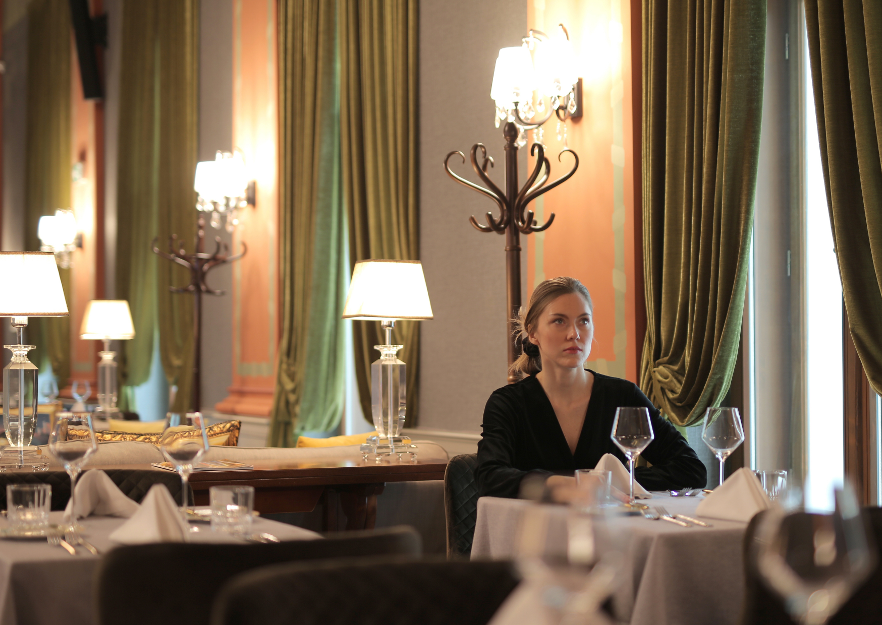 Want Better Service in Europe? Stop Asking and Learn This Signal: The Restaurant Signal Europeans Use That Gets Them Better Service 3 The Restaurant Signal Europeans Use That Gets Them Better Service 5