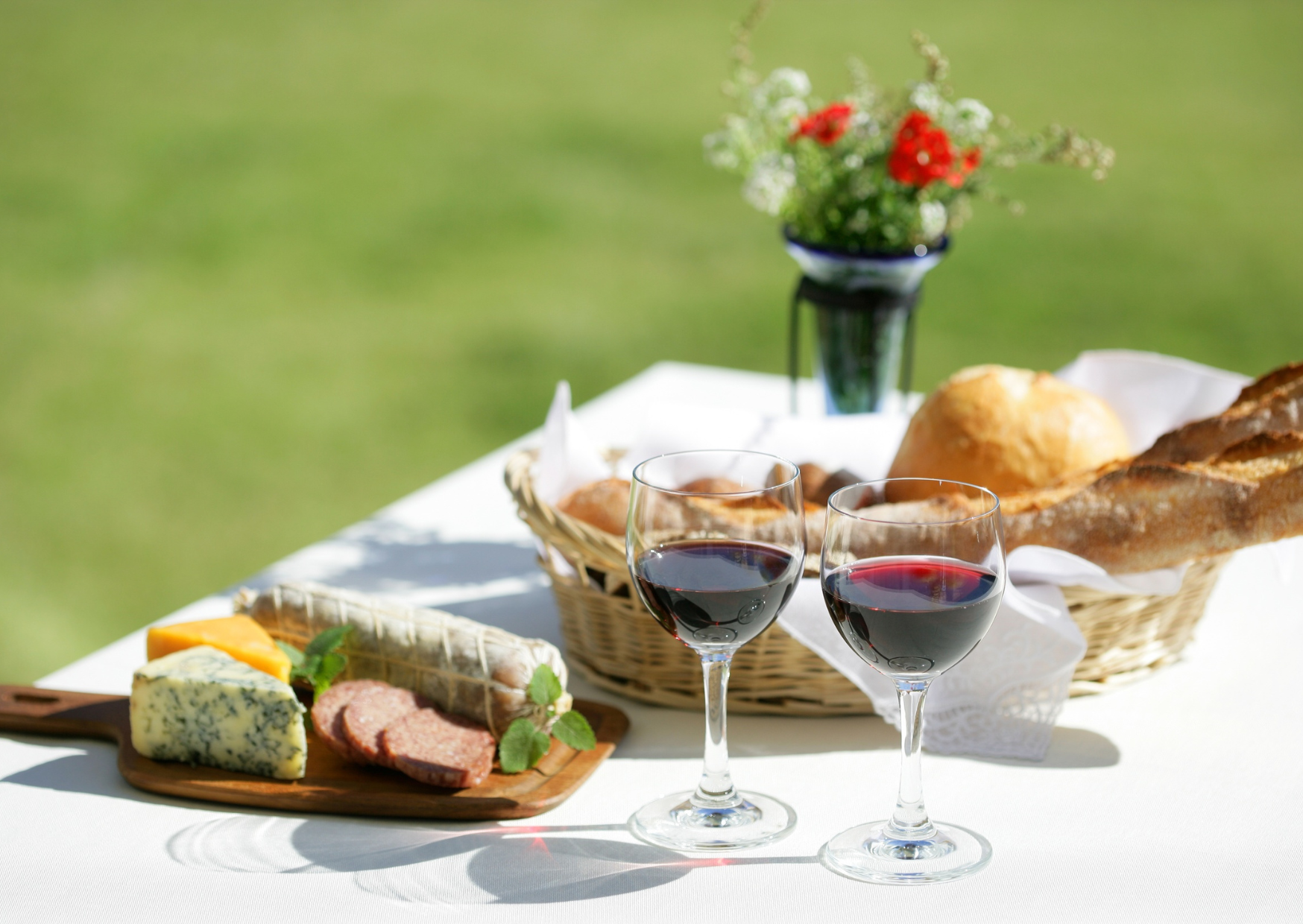 The Alcohol Rule French People Follow That Americans Think Is Alcoholism 1 Alcohol Rule French Follow 2