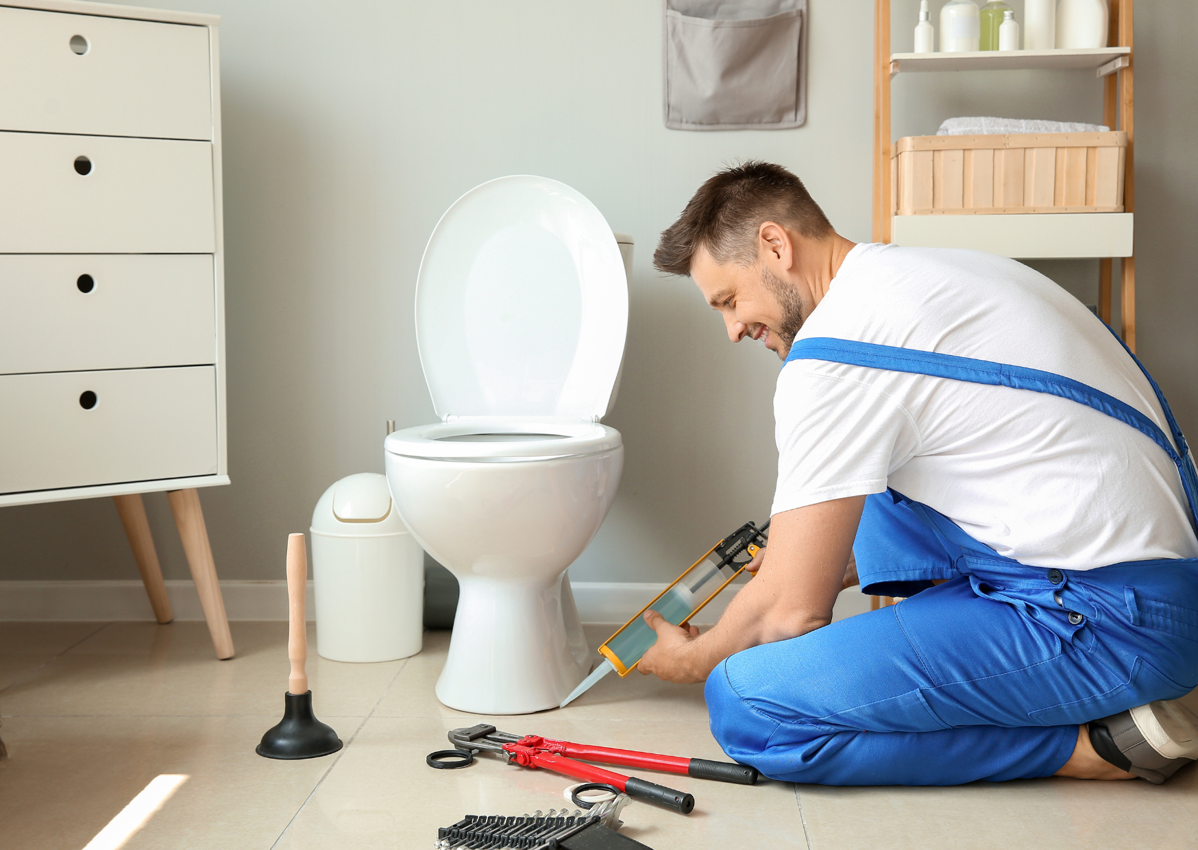 The Bathroom Crisis Spaniards Handle Calmly—But Leaves Americans in Total Panic 4 Bathroom Emergency Spanish People Handle