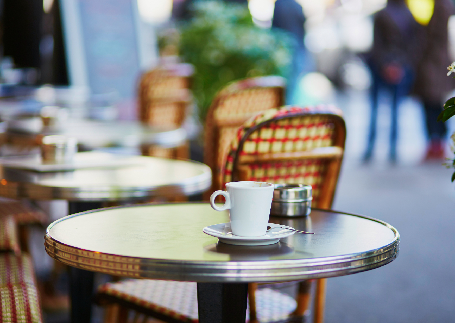 Americans Call This European Breakfast Habit Disgusting: Europeans Think It’s Normal 5 Breakfast Habit Europeans Follow 5