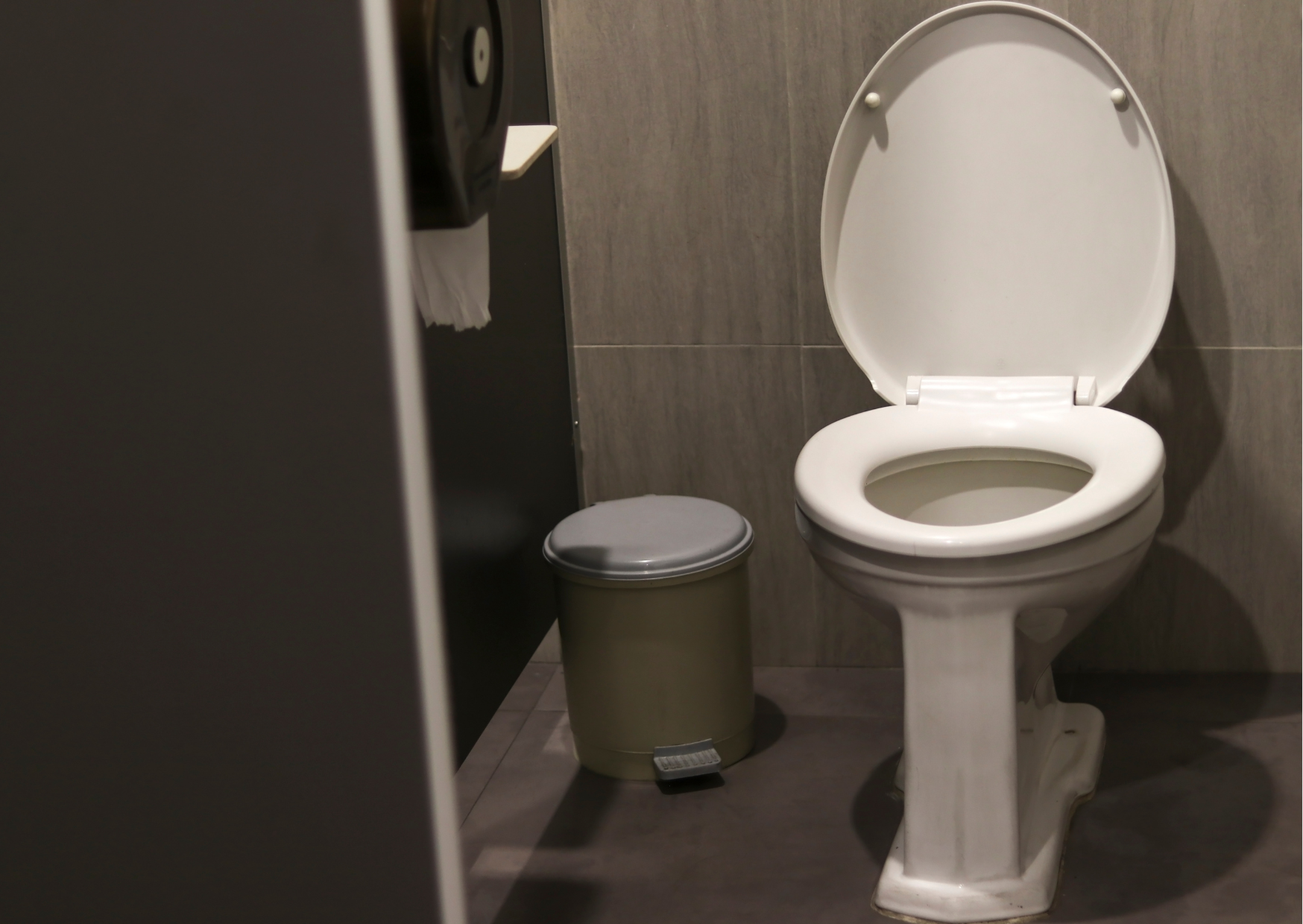 What Shocked Me Most About Bathrooms in Italy? The Italian Bathroom Rule That Shocks Americans 5 Toilet Paper Rule Italians Follow 8