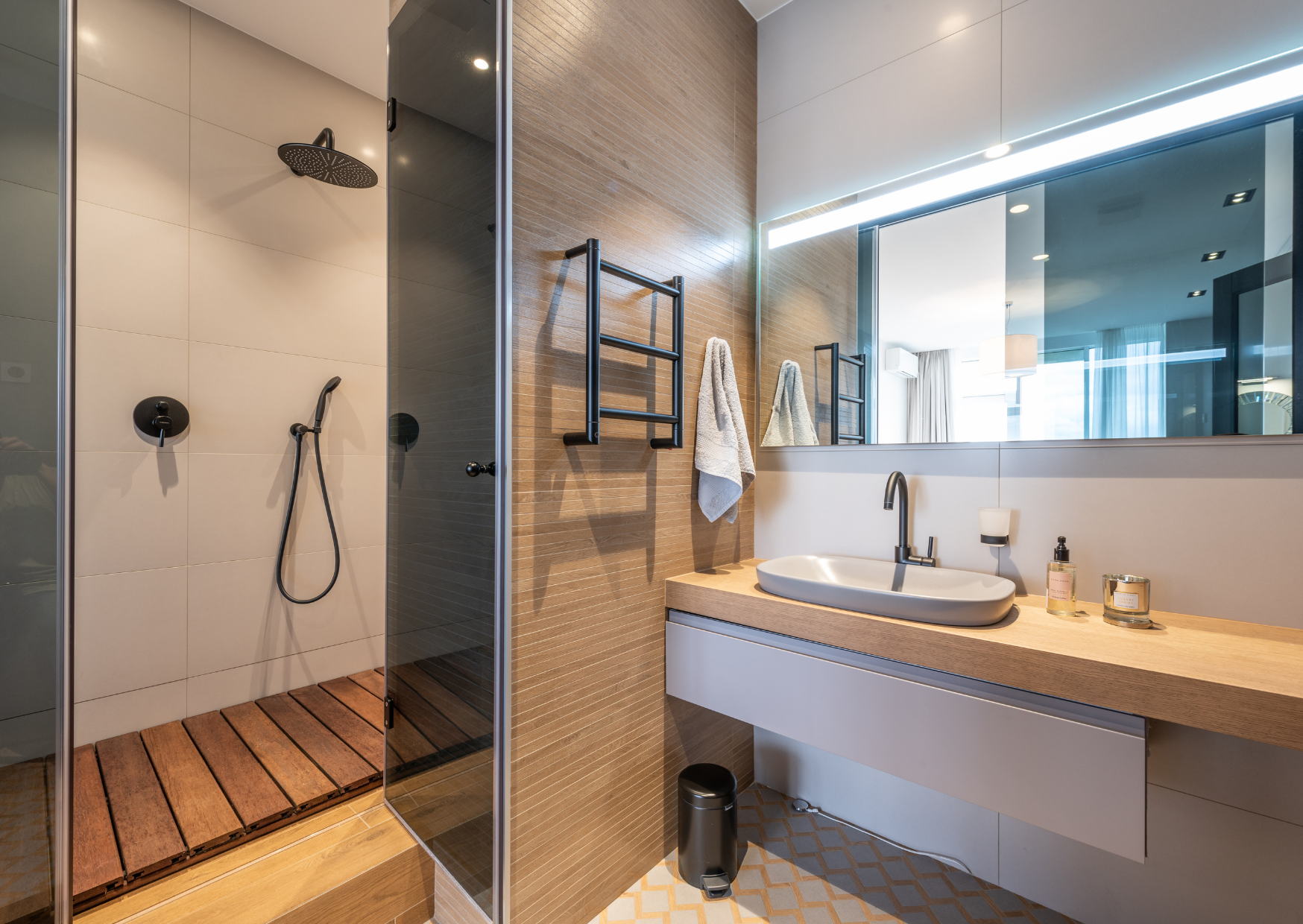 Bathroom Etiquette in Europe: What American Guests Need to Know 6 bathroom guests follow 8