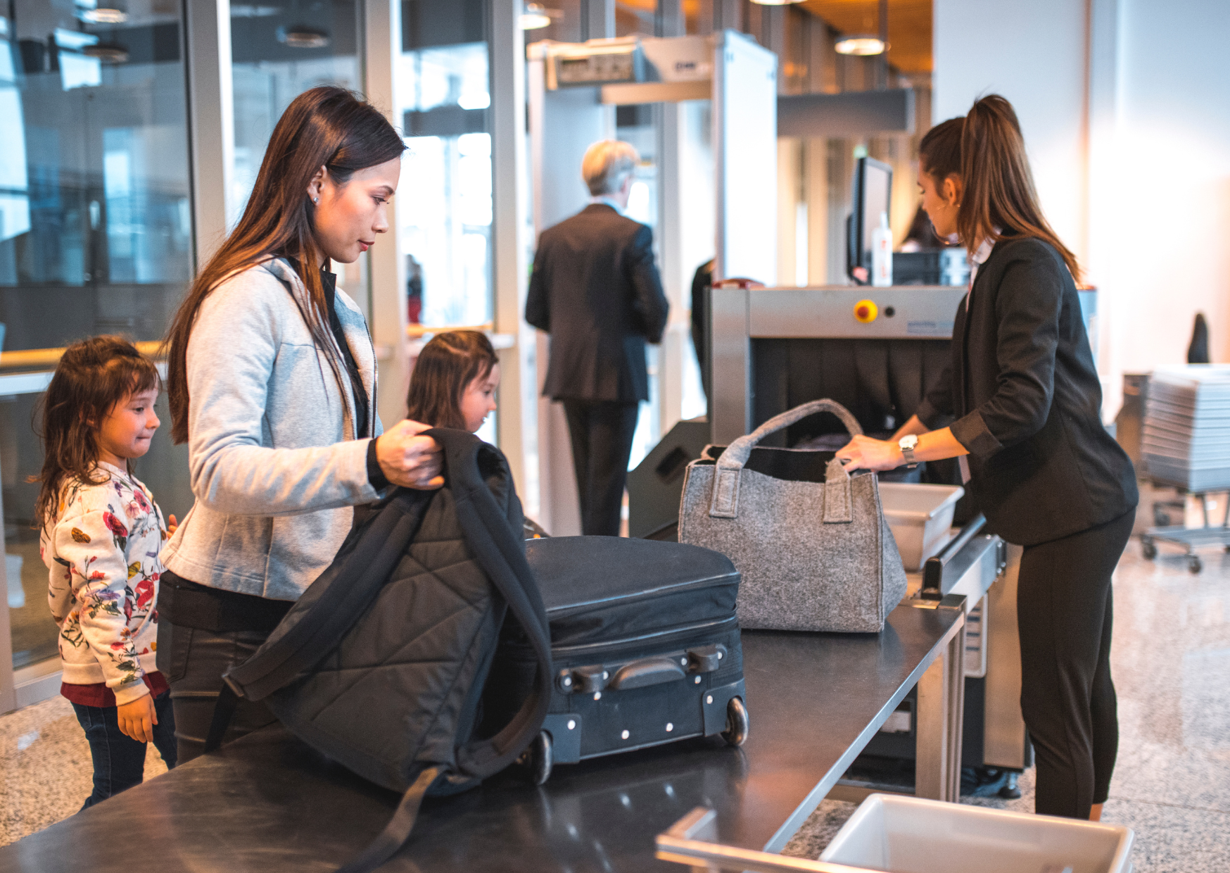Beware: The Customs Form Error That Could Cost You $5,000 in Europe 7 Customs Check 7