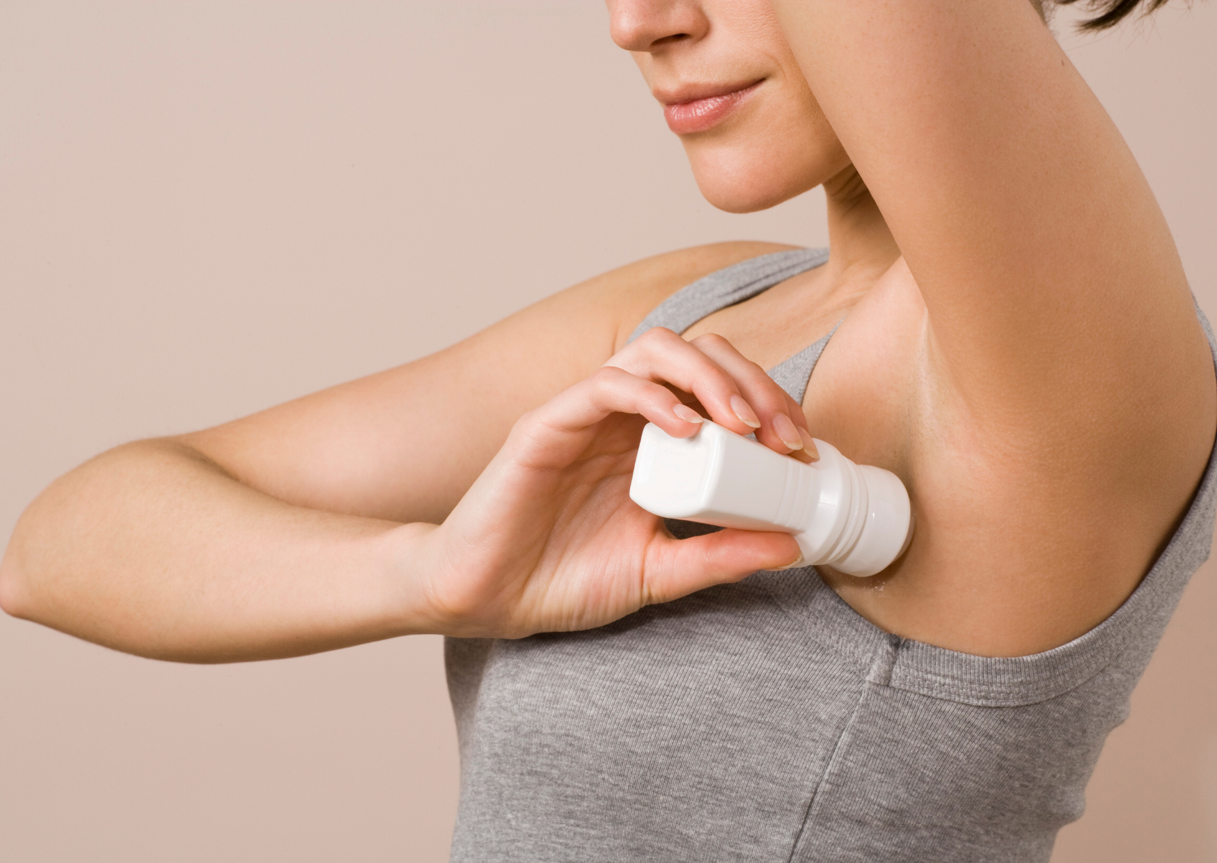 The Deodorant Application Method Italians Use That Americans Find Insufficient 2 Deodorant Application Method Italians Use 2