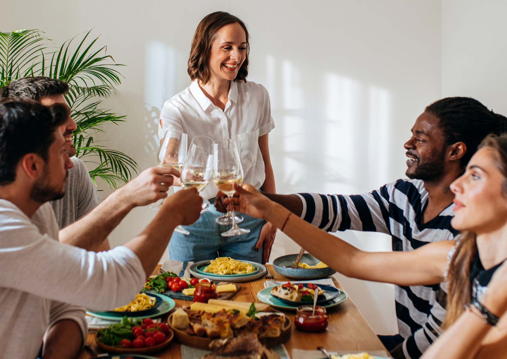 The French Approach to Christmas Hosting That Eliminates Holiday Stress 1 Hosting Habit Americans Have 2