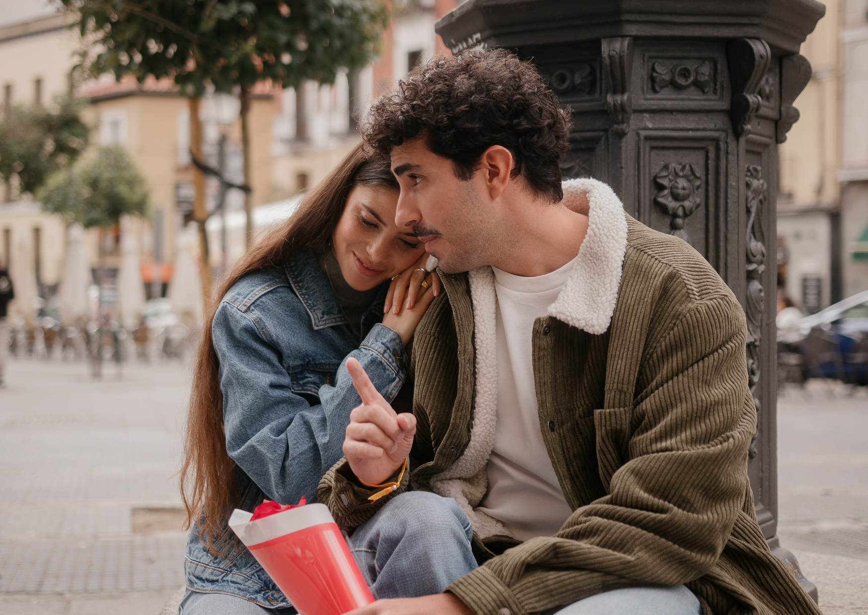 The French End-of-Year Conversation Every Couple Should Have 8 Intimacy Rhythm Spanish Couples Maintain 5