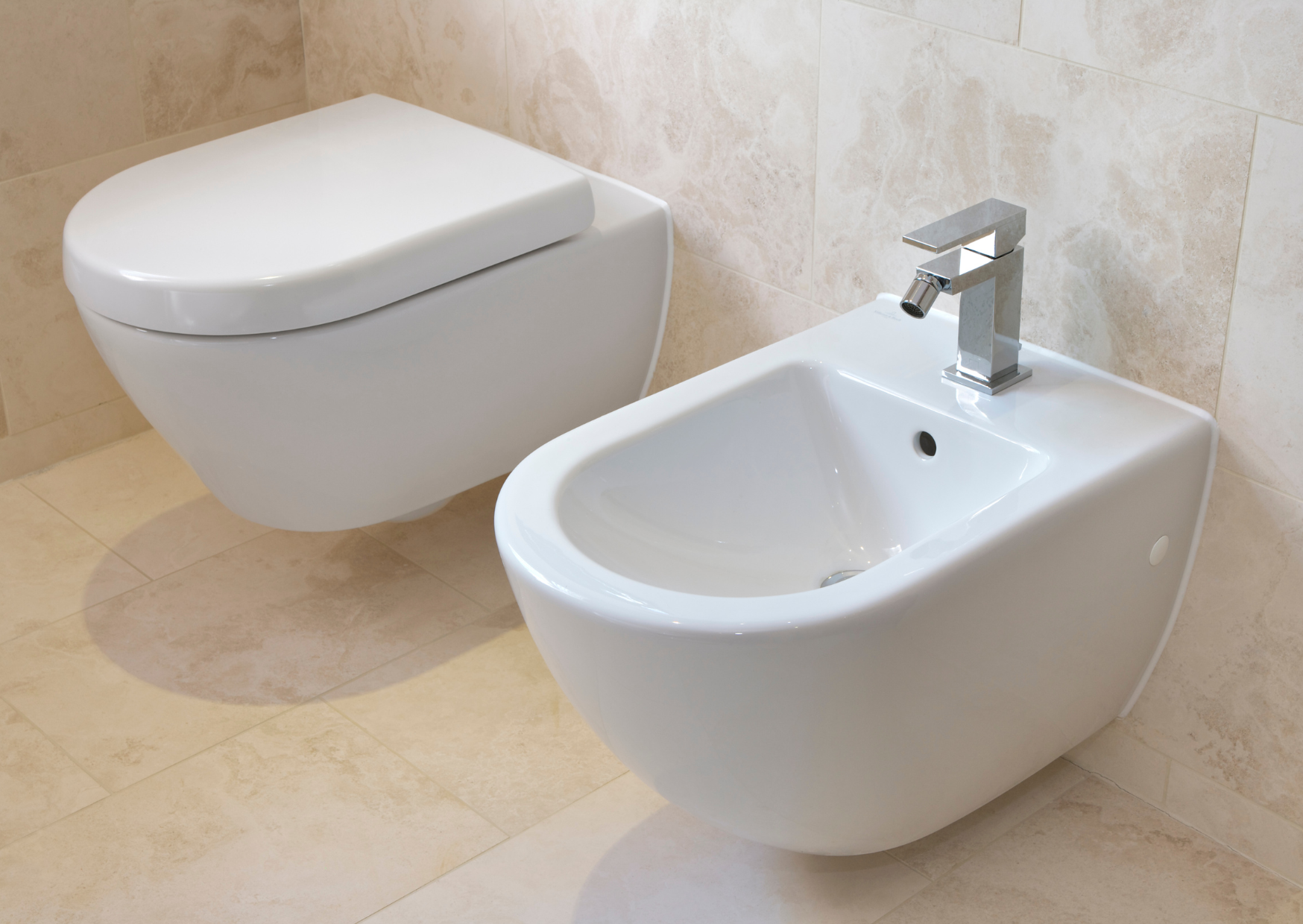 Why Italians Take 20 Minutes in the Bathroom While Americans Rush 3 Italians Take 20 Minutes in the Bathroom 3