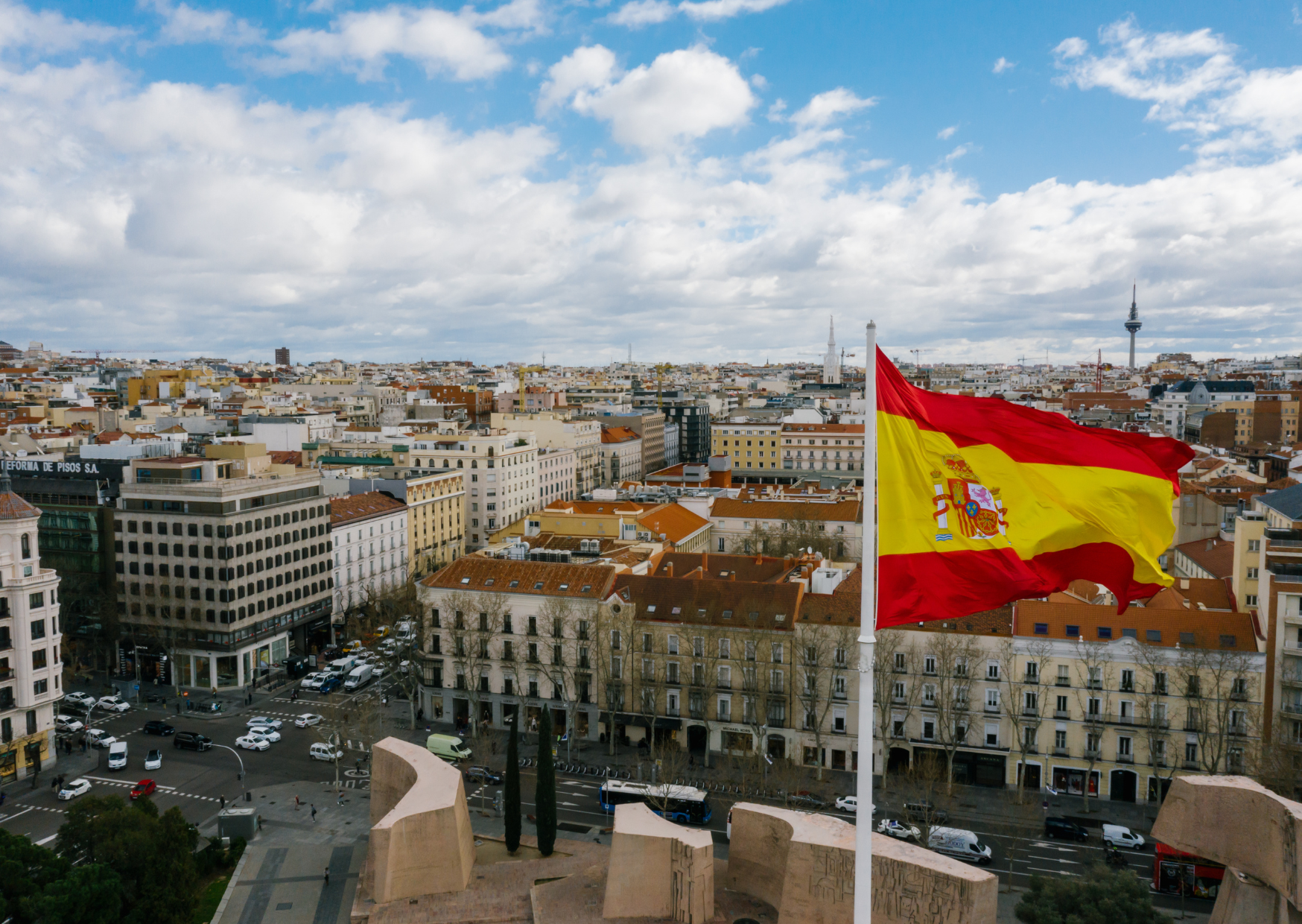 The Medical Bill Spanish Hospitals Send Americans That’s 90% Less Than US Hospitals 3 Medical Bills in Spain 4