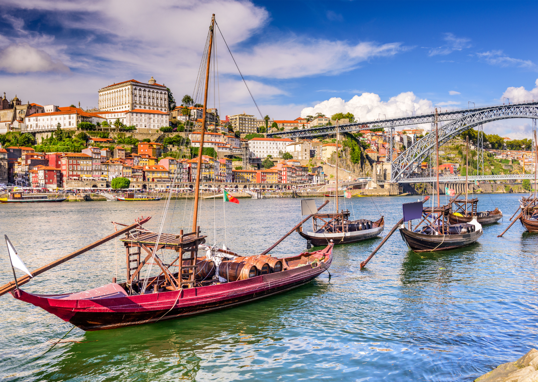 Why Wealthy Americans Are Quietly Shifting Money Into Portuguese Banks: The €100K Portugal Banking Move Nobody Talks About 4 Portuguese Bank Accounts 4
