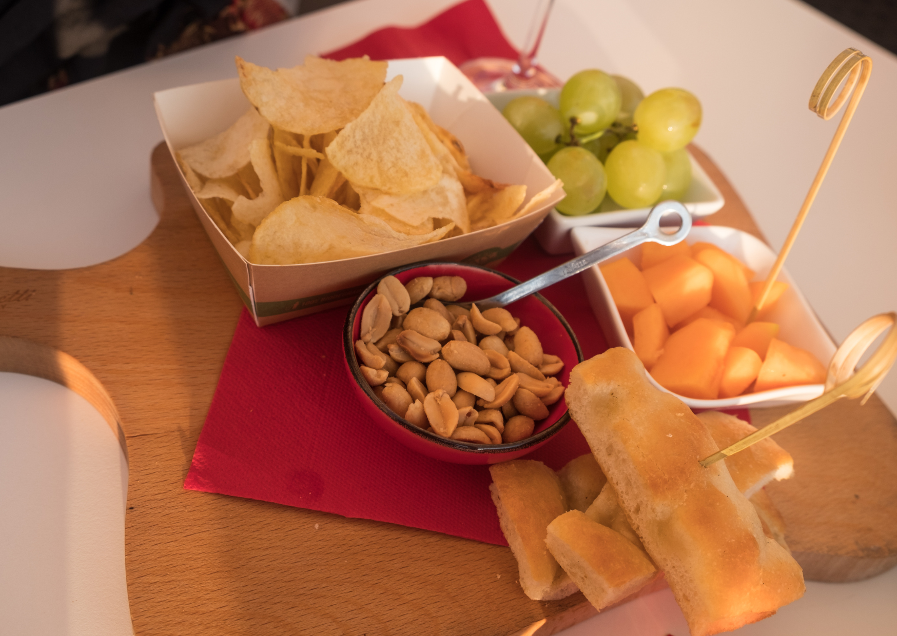 The Italian Aperitivo Habit That Changes How Much You Eat at Dinner 6 Aperitivo 5
