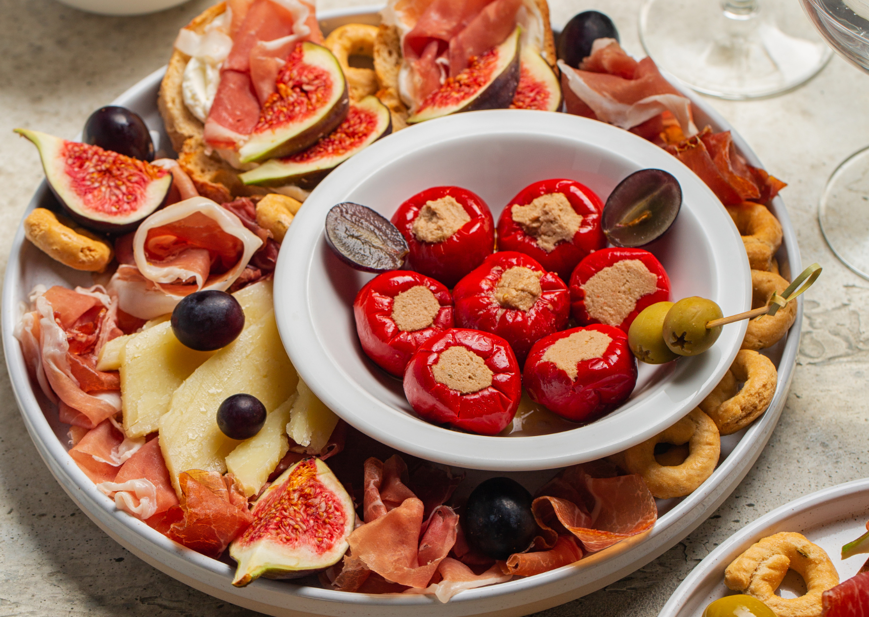 The Italian Aperitivo Habit That Changes How Much You Eat at Dinner 1 Aperitivo