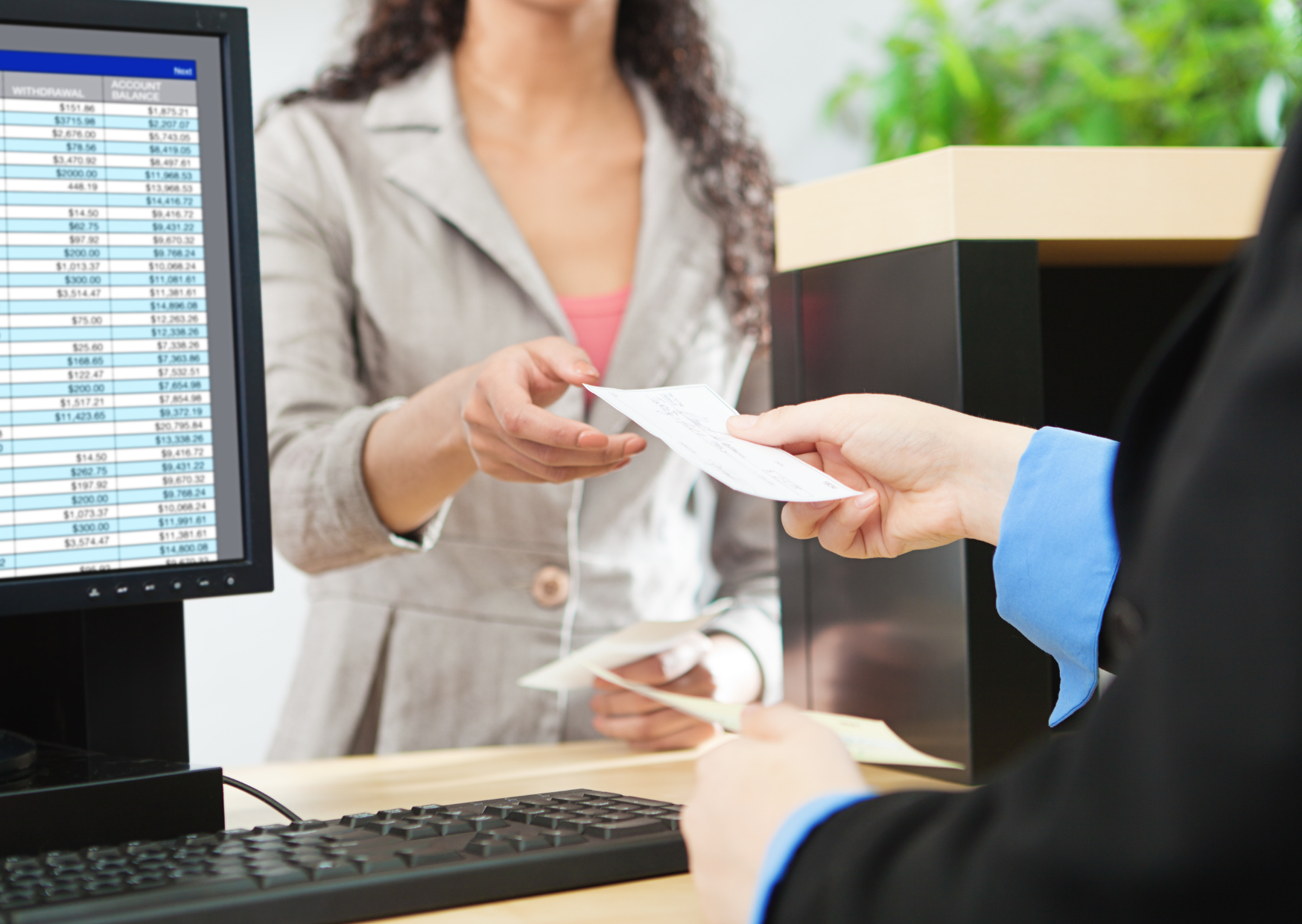 The Banking Setup That Lets Americans Access Their Money Free in Europe 1 Banking Setup 6
