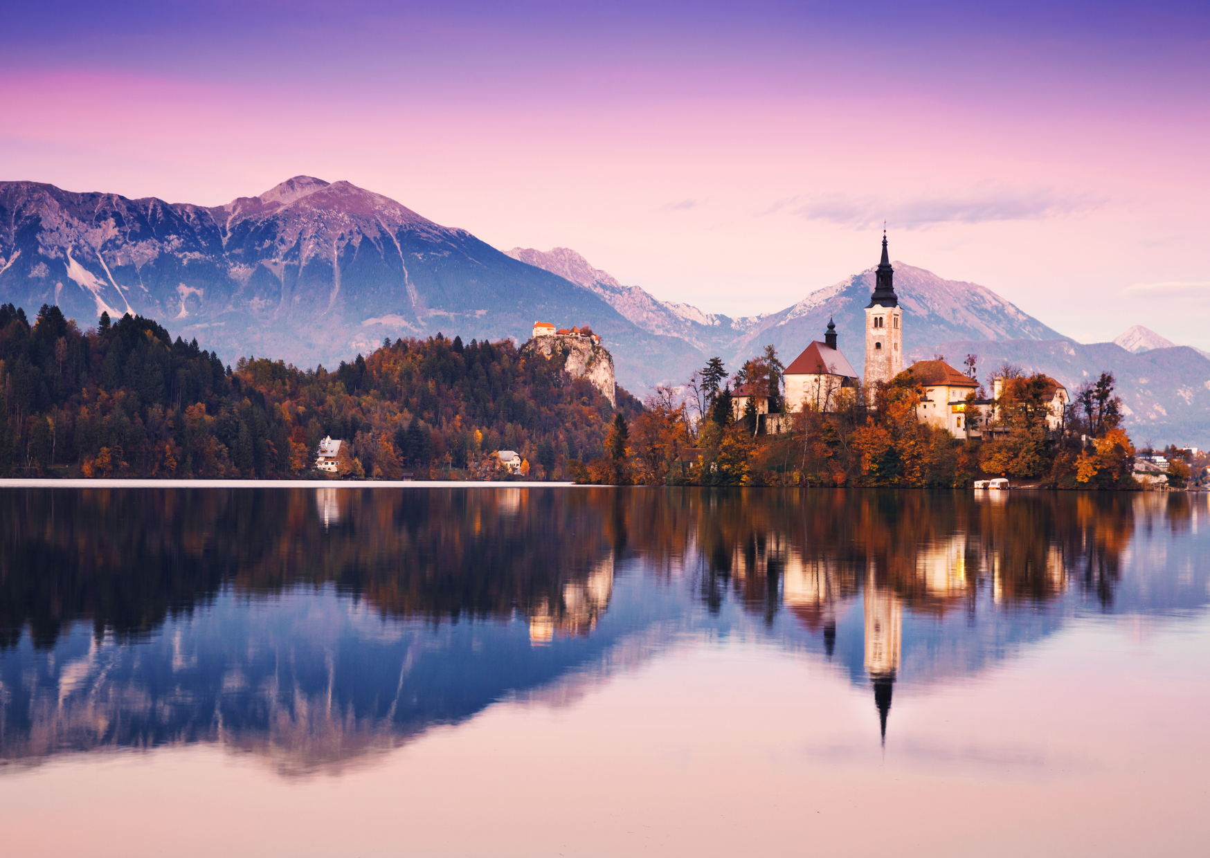 The Fall Flight Pattern That Saves Americans €1000 on European Trips 2 Fall Flight Pattern