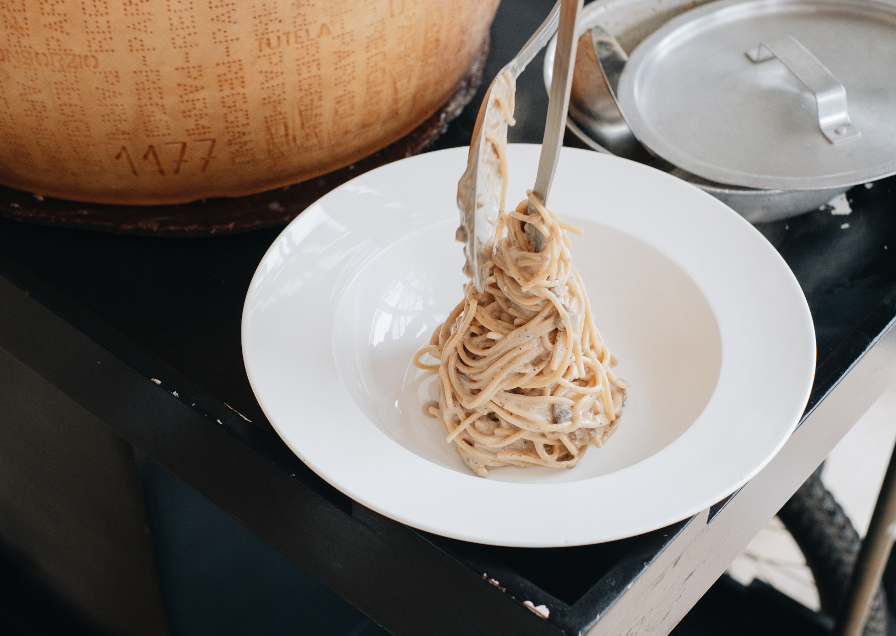 The Pasta Habit That Keeps Italians Slim While Americans Struggle: How Italians Eat Pasta Without Turning It Into a Diet Problem 5 Italian pasta
