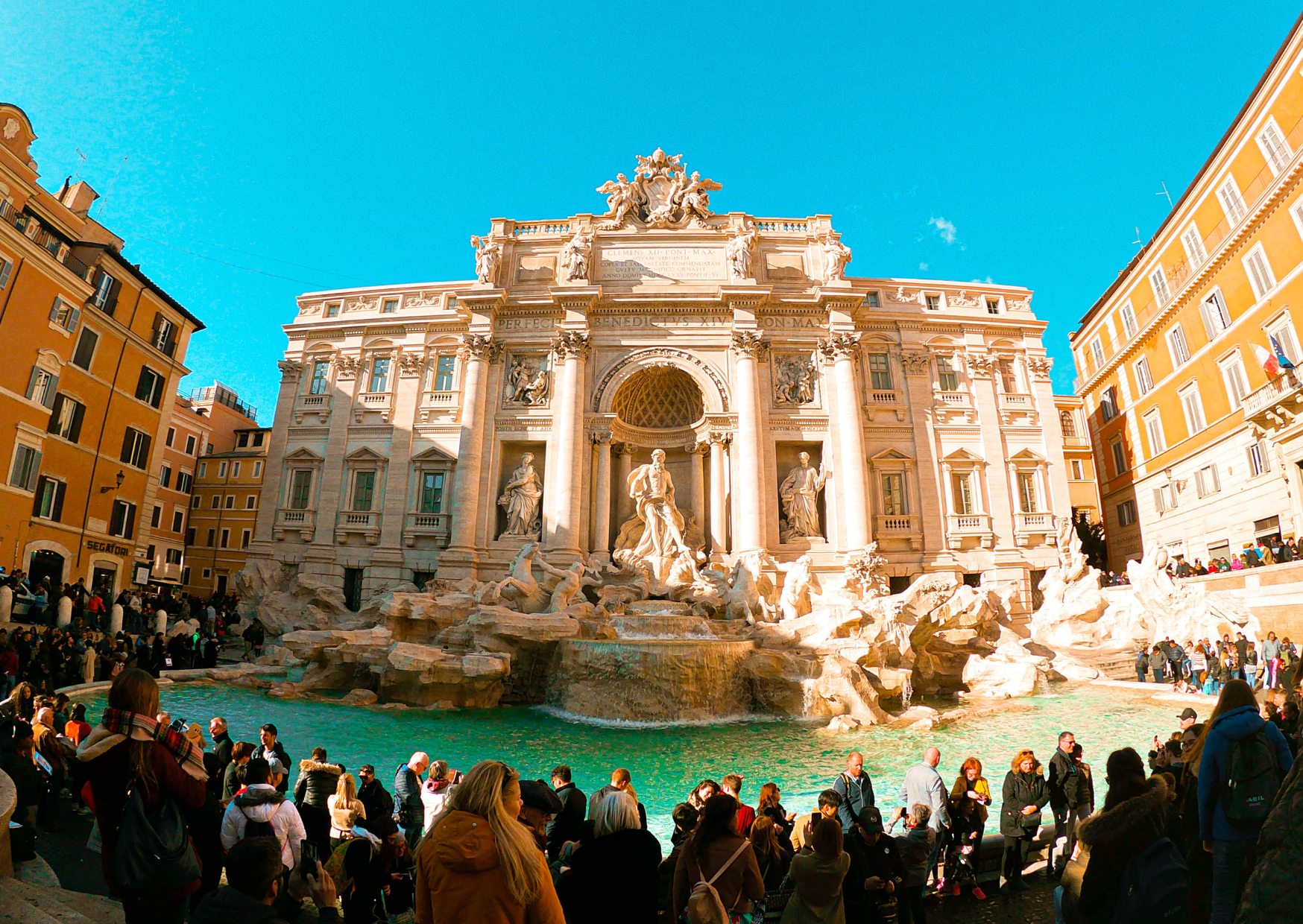The Rome Fountain Photo Angle That Just Became a €5000 Criminal Offense 3 Rome Fountain Photo Angle 5