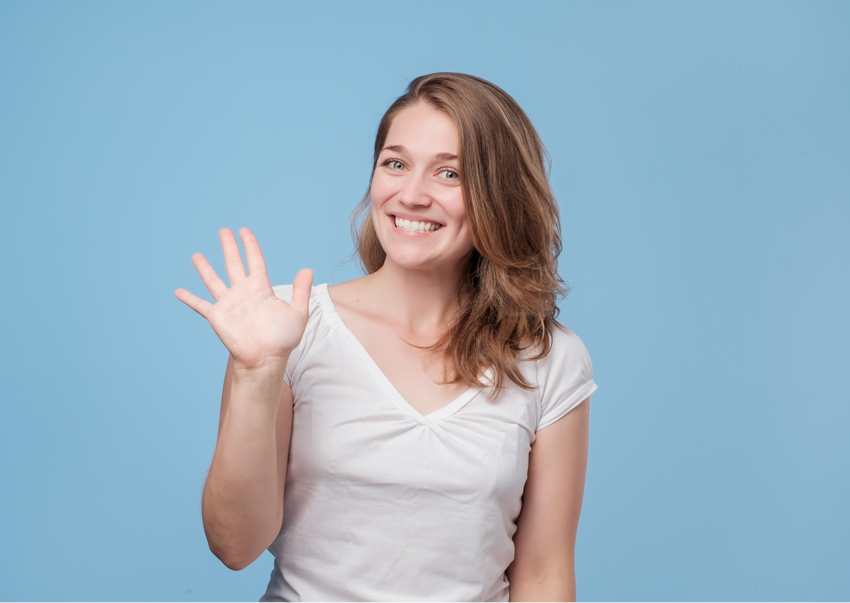 Why Saying “Have a Nice Day” Makes French People Think Americans Are Psychopaths 1 Saying hello in French