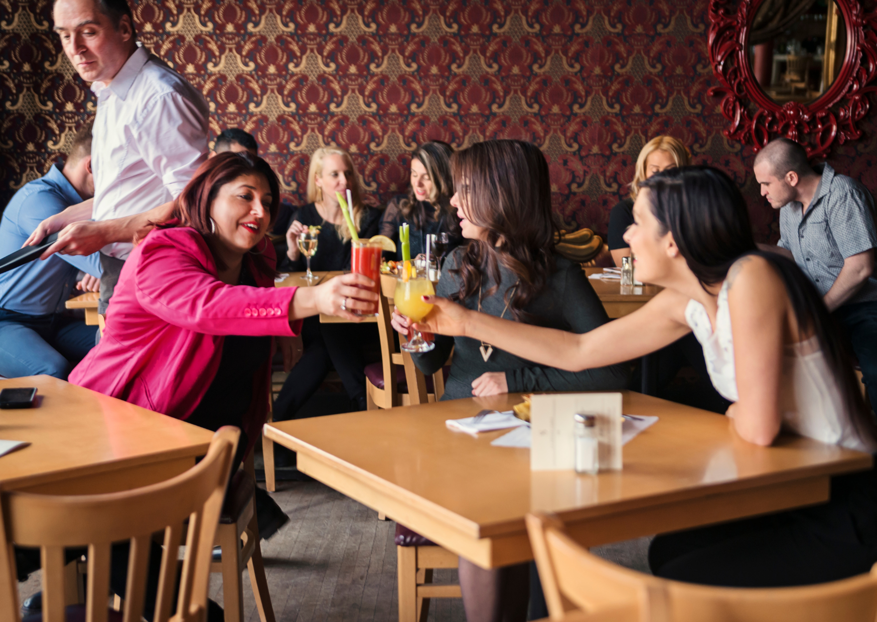 The Happy Hour That Doesn’t Exist in Europe But Americans Keep Seeking 5 happy hour 5