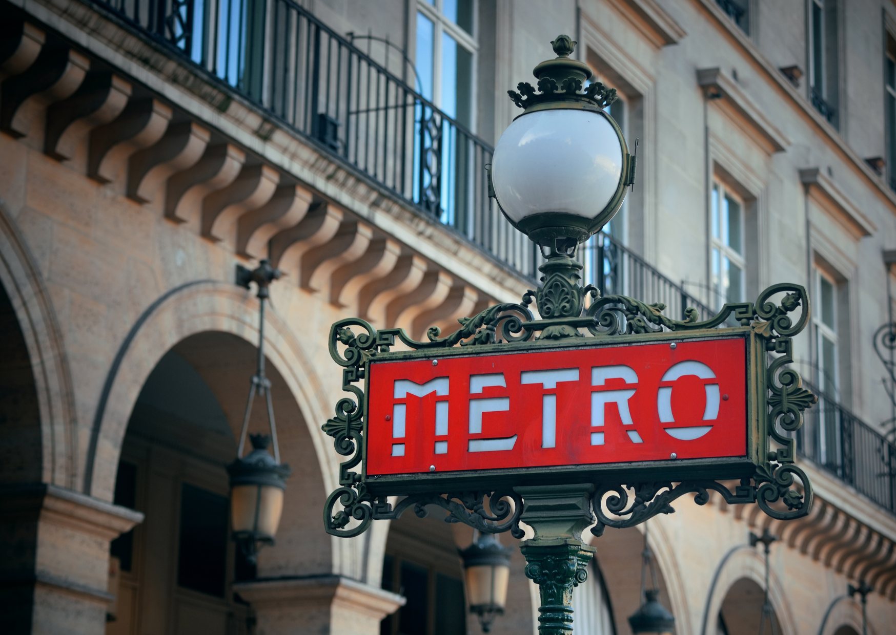 Why Americans Who Jump the Paris Metro Turnstile Get Spotted and Fined Instantly 6 paris Metro 2