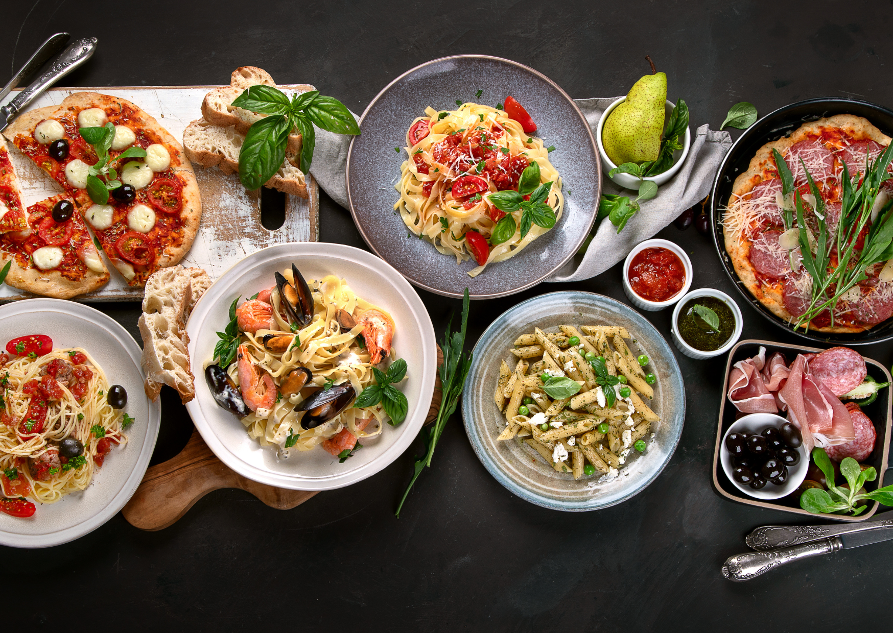 I Stopped Eating Like an American for 30 Days And Lost 12 Pounds: 30 Days of Italian Meal Times Made Me Question Everything About American Diet Culture 6 Italian eating 2