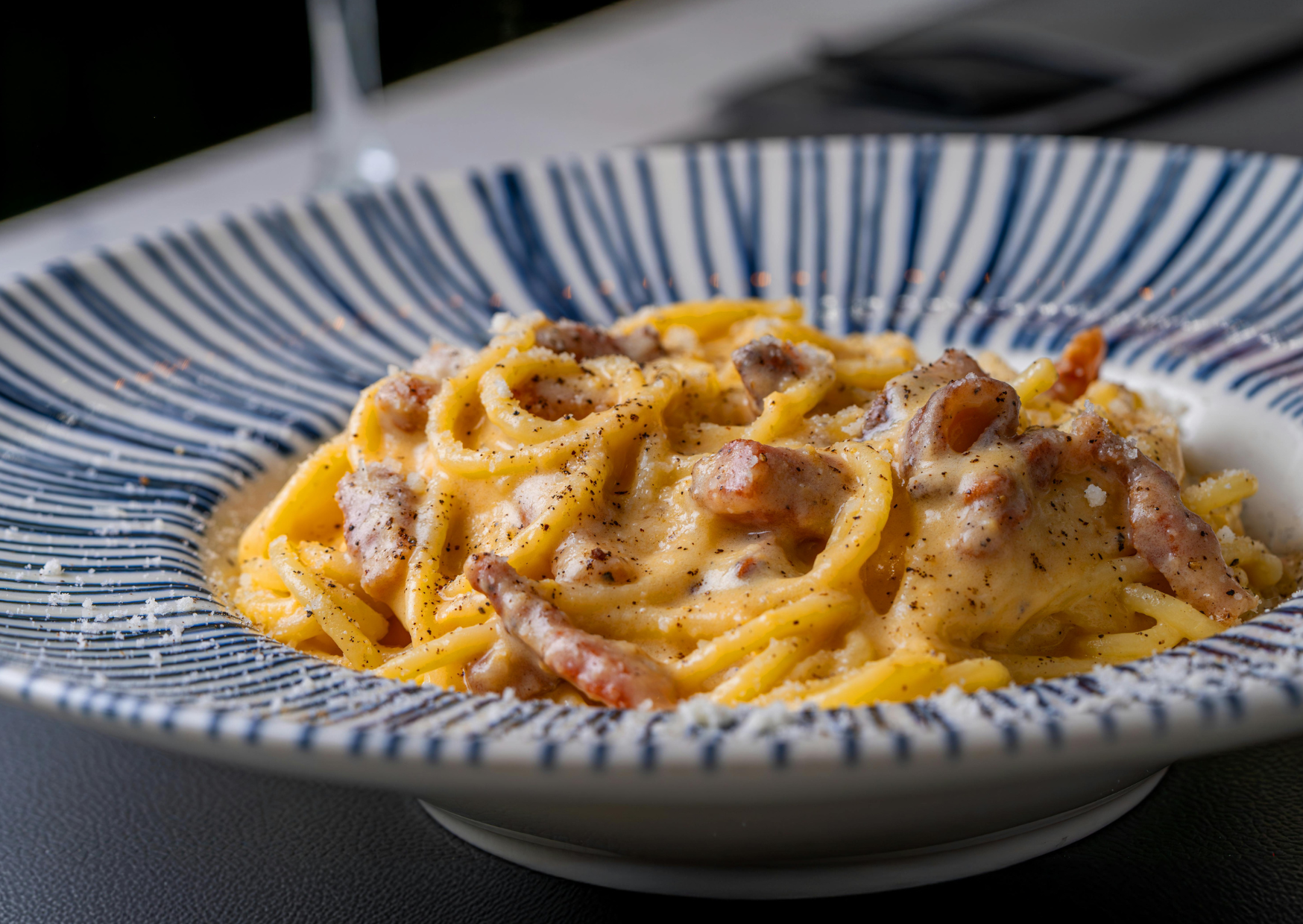 I Stopped Eating Like an American for 30 Days And Lost 12 Pounds: 30 Days of Italian Meal Times Made Me Question Everything About American Diet Culture 4 Italian eating 3