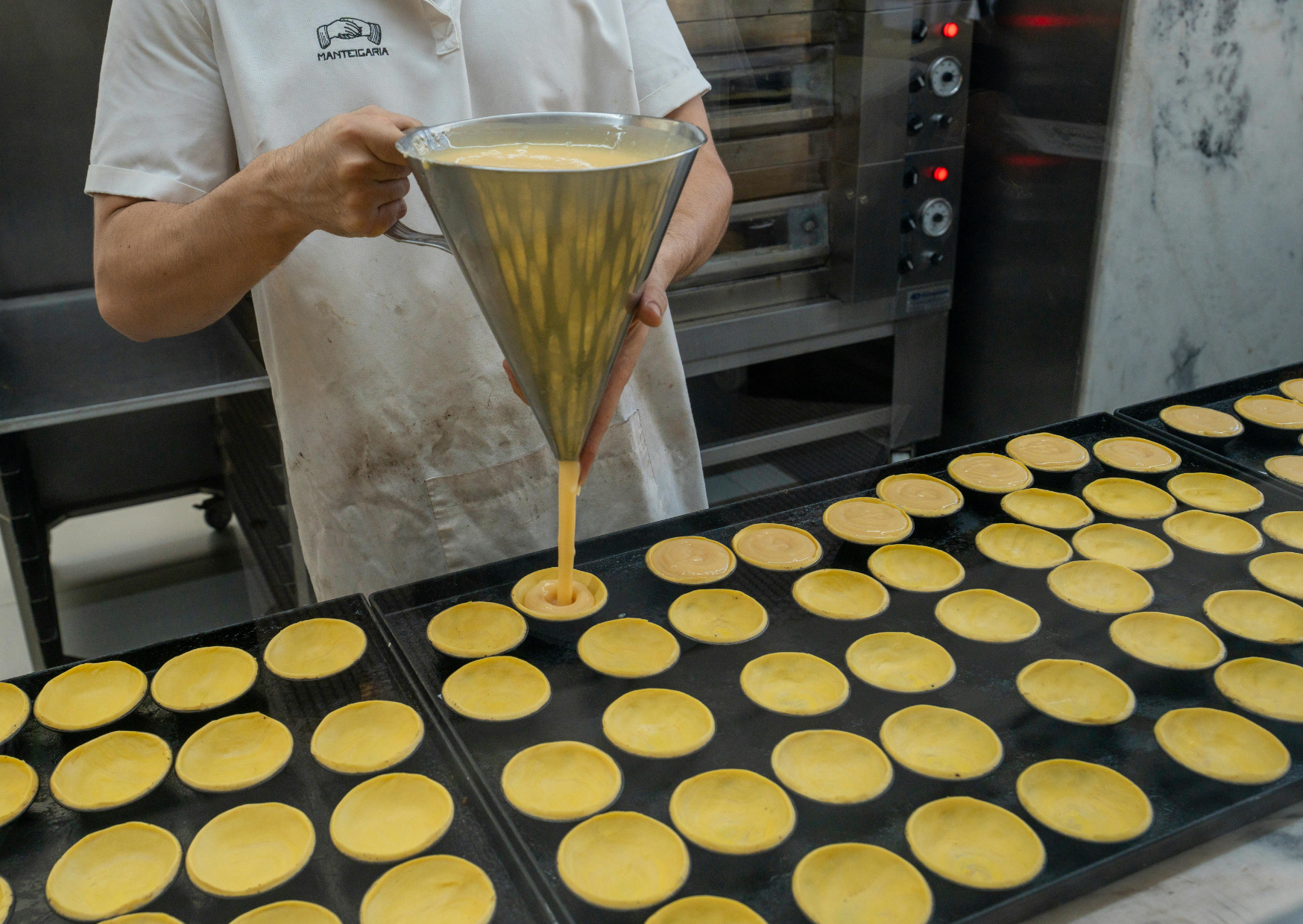 Why Portuguese Pastéis Don’t Cause the Sugar Spiral American Donuts Do 3 Portuguese Pasteis 4