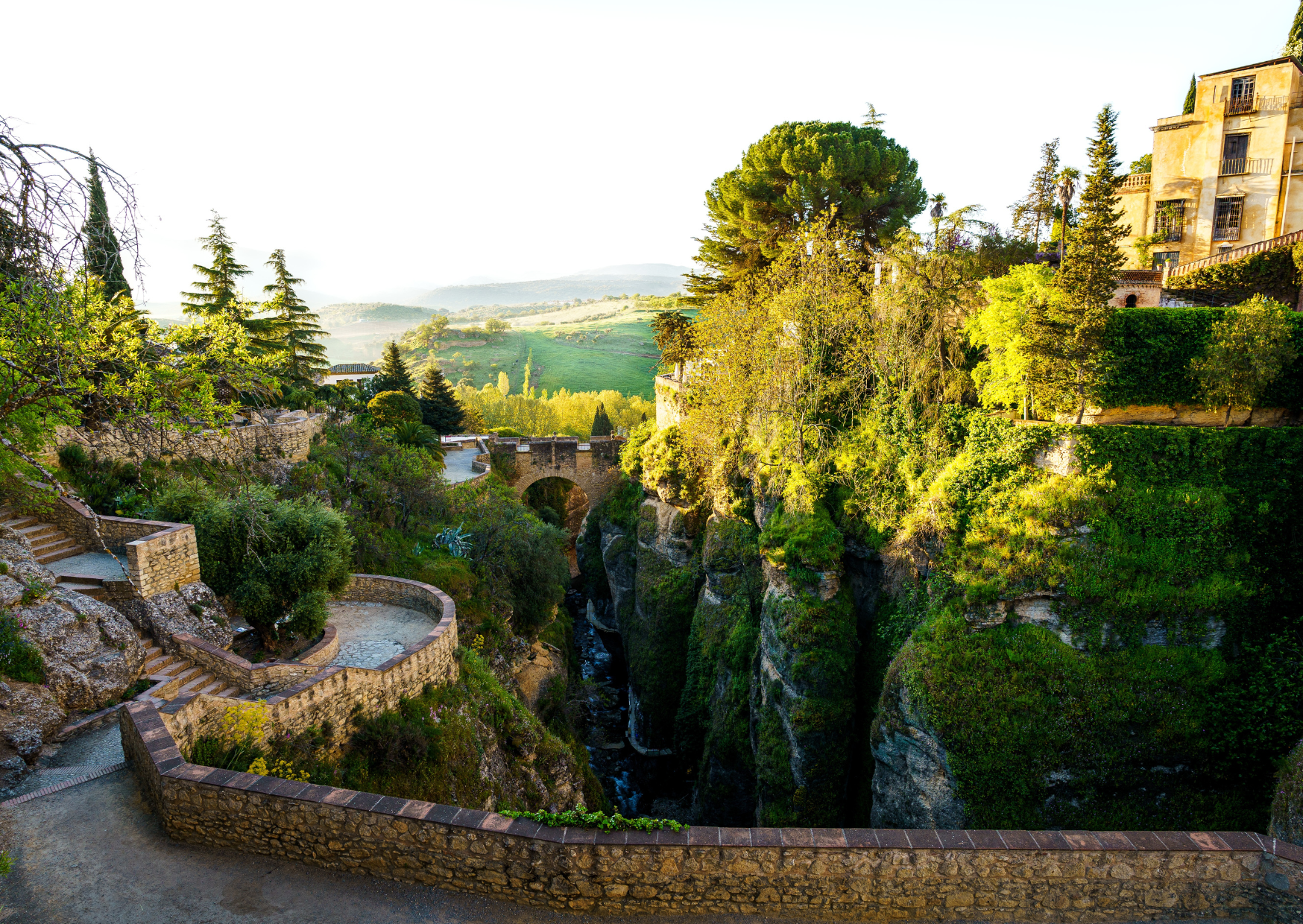 Planning to Move to Spain? The Residency Change in Spain That Could Let You Stay Year-Round 2 Spanish 5