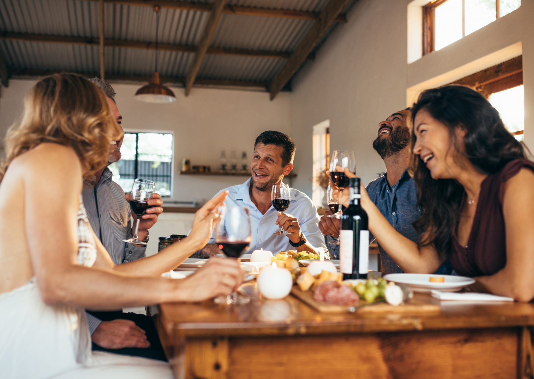 Why Arriving On Time to a Spanish Dinner Party Makes You the Rude One 6 Spanish parties 4