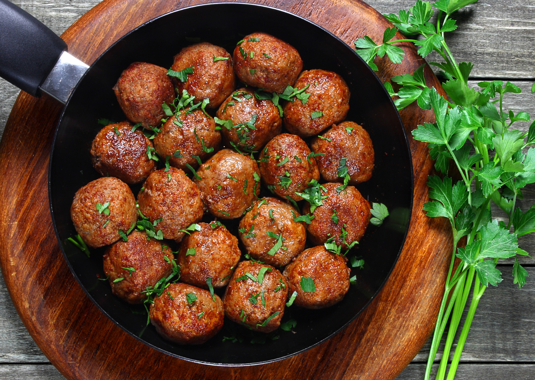 The 3-Meat Trick That Makes Nonna’s Meatballs Taste Better and Feel Less Heavy: How to Make Traditional Italian Meatballs Like a Nonna 4 Three Meat Polpette 3