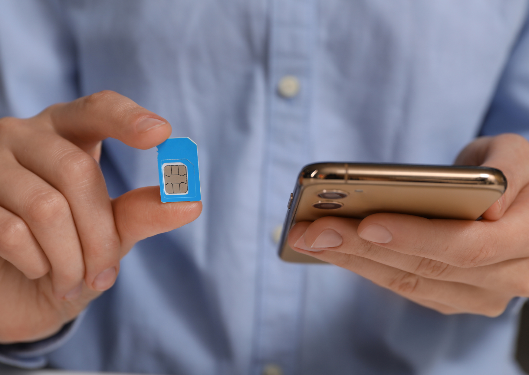 Why European SIM Cards at Airports Cost 10X What Supermarkets Charge 5 buying a sim card 2