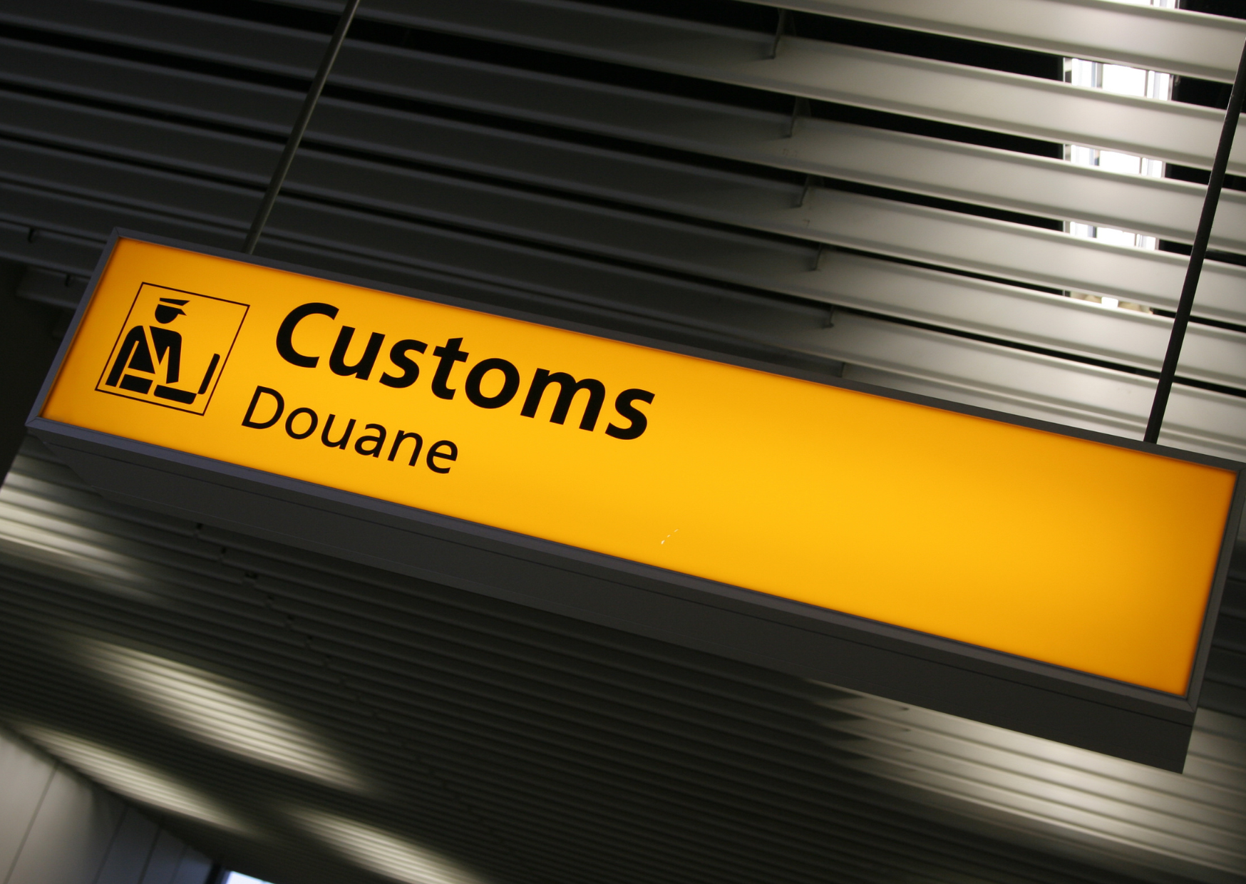 The Customs Declaration Error That Costs Americans €10,000 2 customs