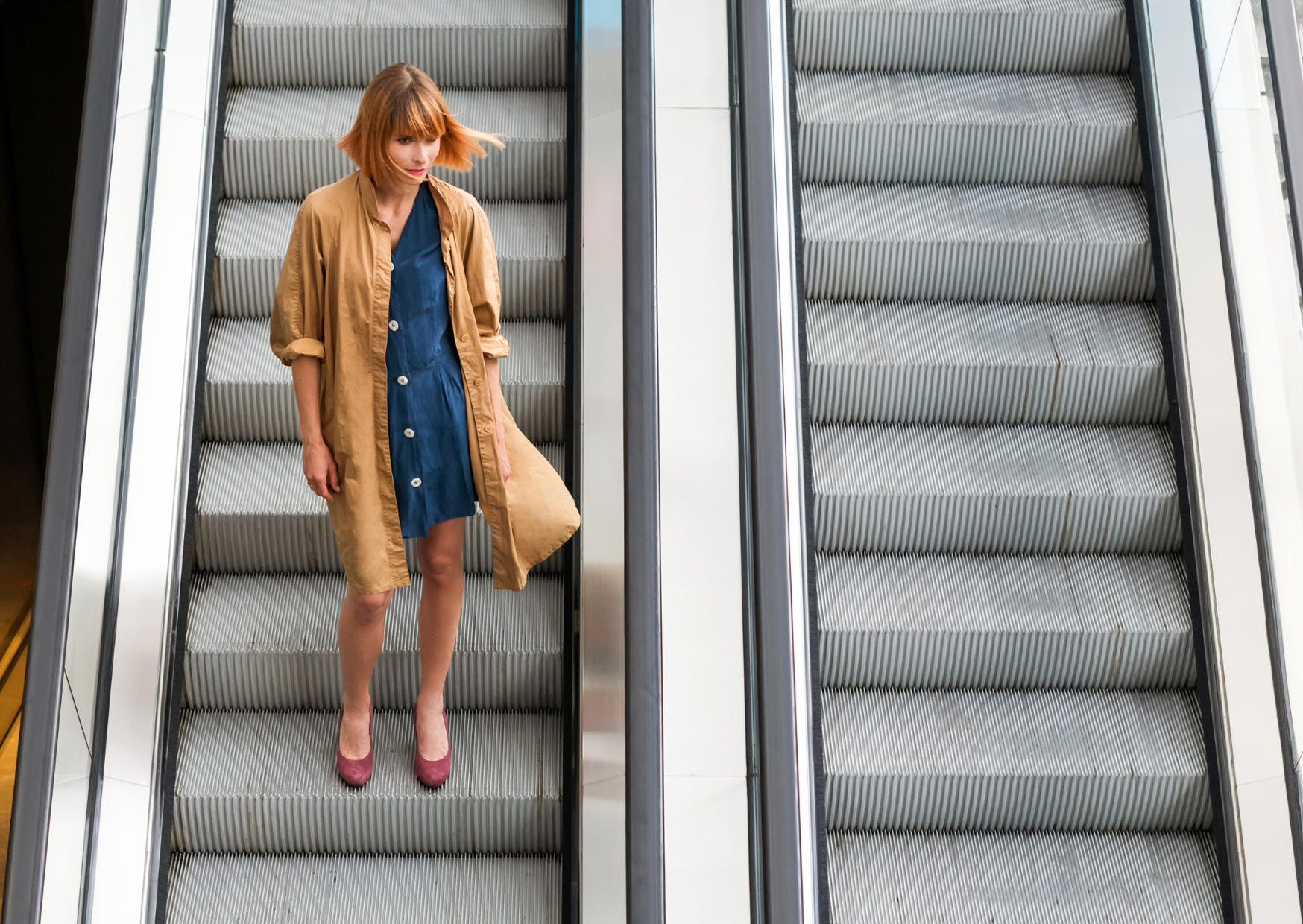 Why Standing on the Left Side of Escalators Gets Americans Shoved in London 4 elevator 6
