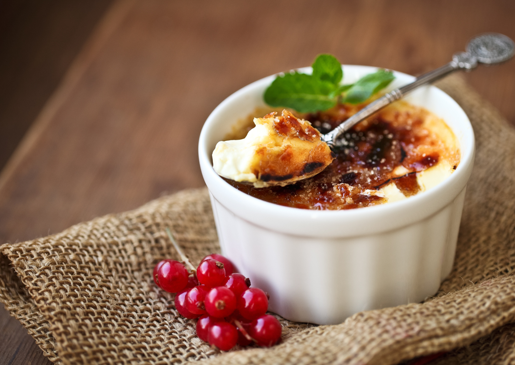 Is Crème Brûlée Healthier Than Cheesecake? Why Crème Brûlée Doesn’t Feel as Heavy as American Cheesecake 4 french creme brulee 3