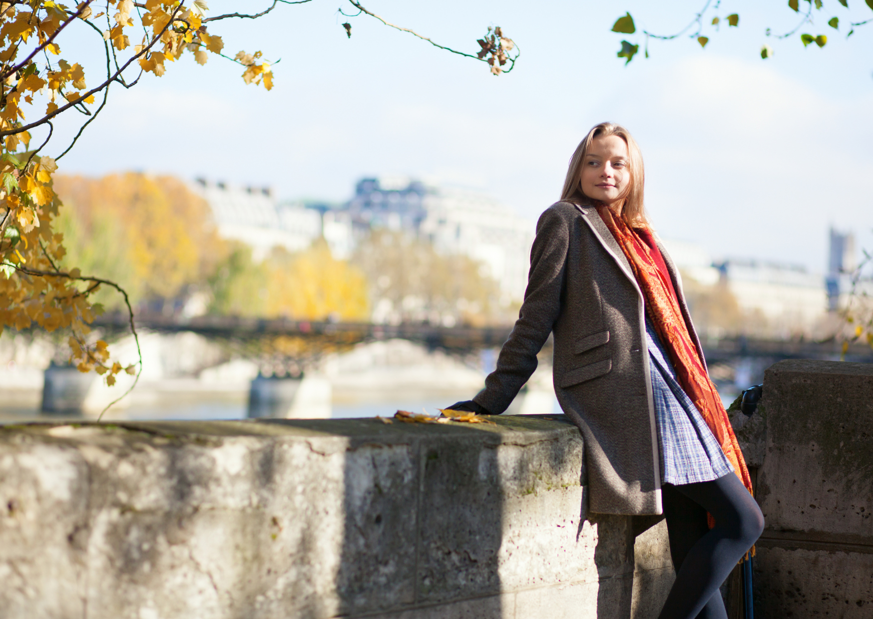 Stop Buying More Clothes: How Parisian Women Look Better With 10 Items Than Americans Do With 100 6 parisian 3