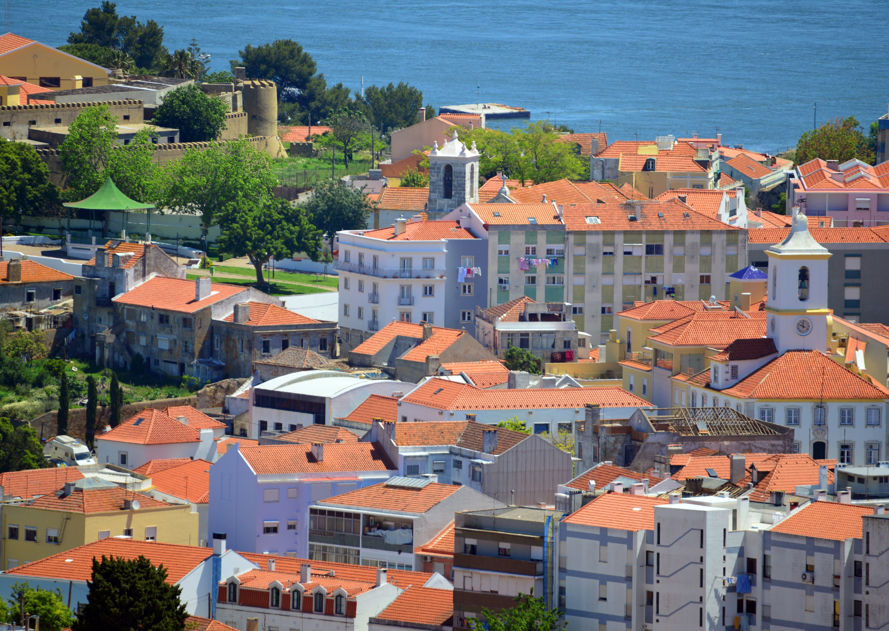 They Lasted 26 Months in Portugal: Here’s Why They Moved Back to Arizona 5 Almada Portugal 5