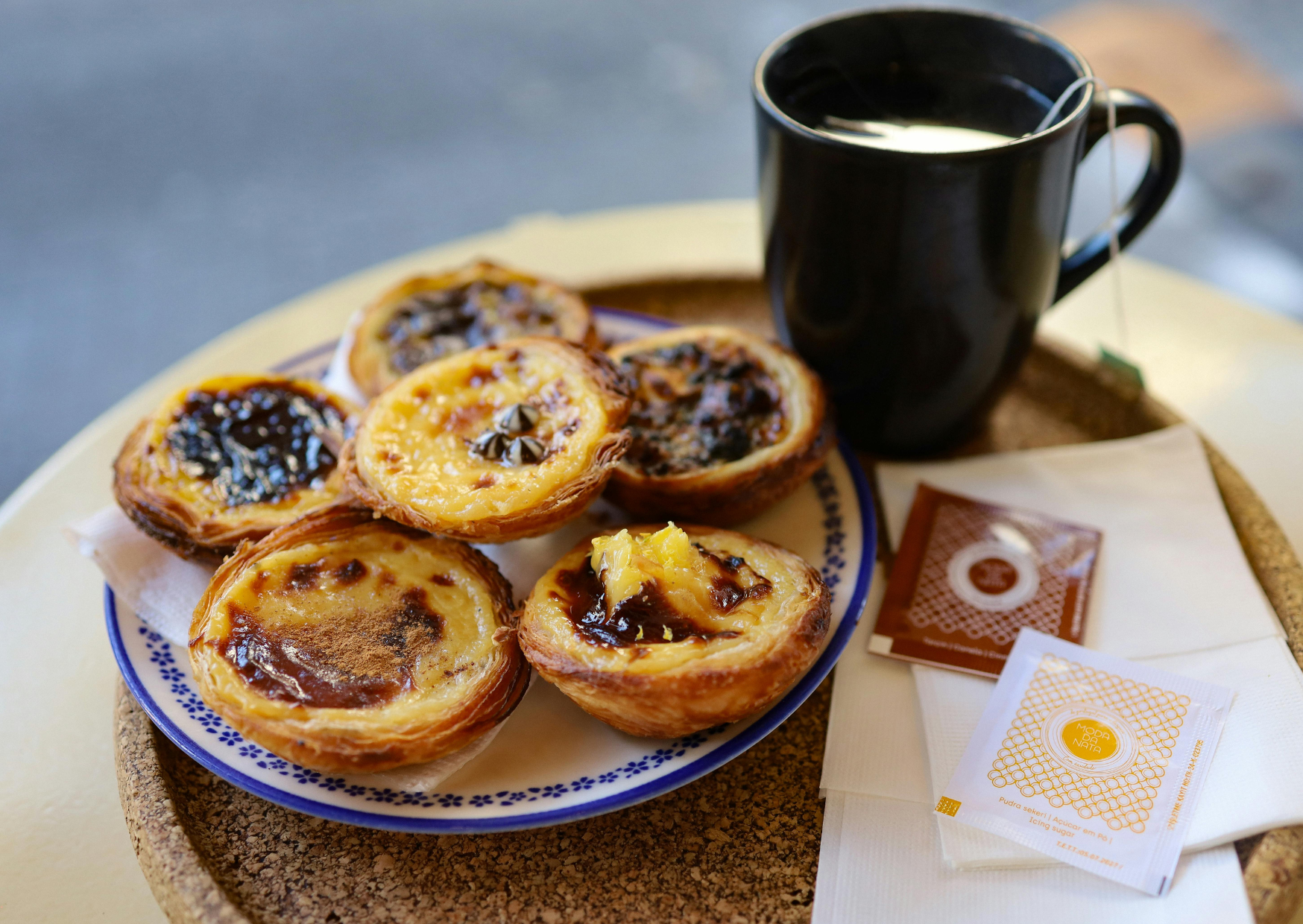 What Tourists Get Wrong About Paying in Portugal 3 Portuguese cafes 3