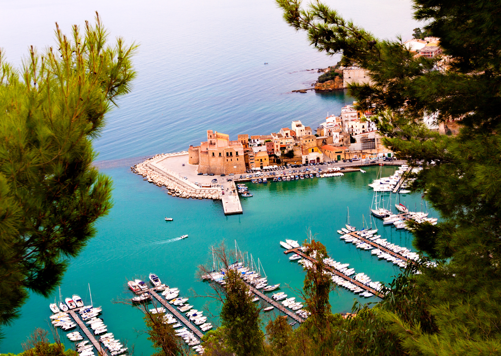 Puglia’s €30,000 Relocation Package vs Sicily’s €1 Homes — Which Is Better 5 Puglia vs Sicily 6