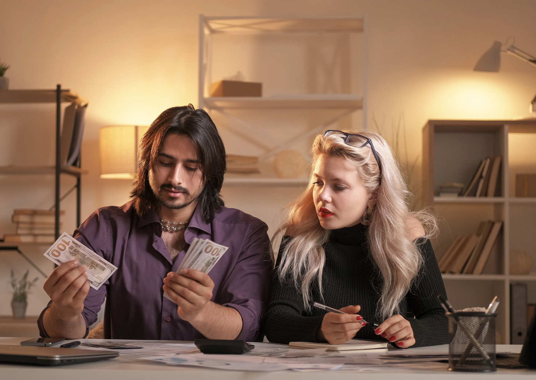 Why Europeans With €150,000 Saved Feel Wealthy While Americans With $500,000 Feel Broke 1 managing money