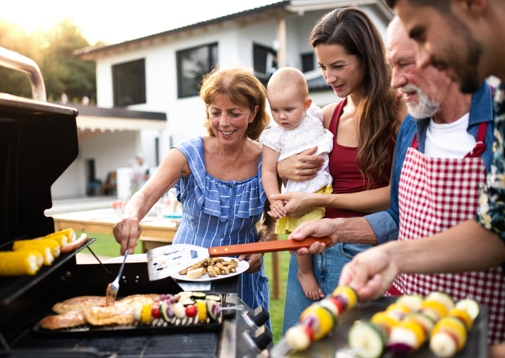 No American Christmas Foods for 30 Days, Family Lost Combined 52 Pounds 2 Spanish holidays 6