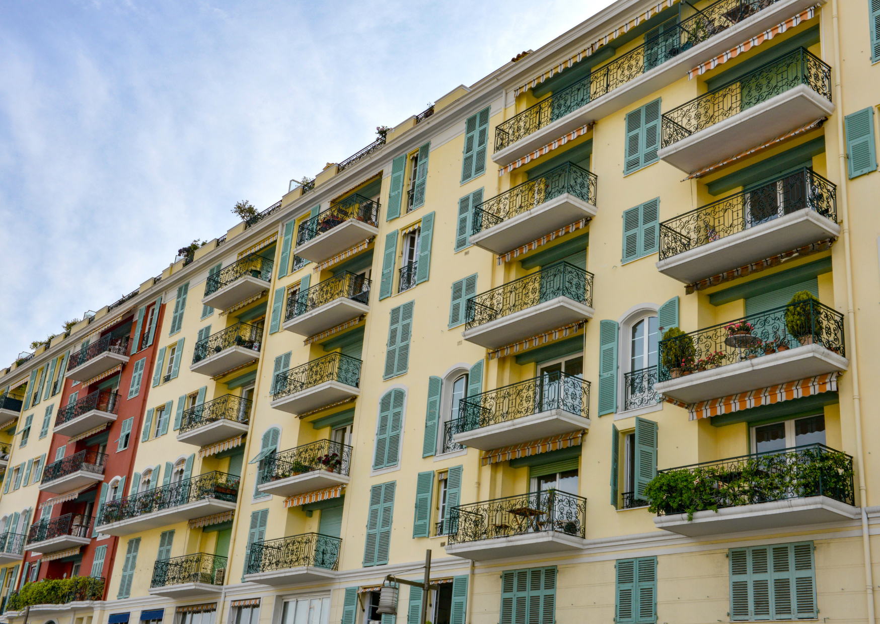 Americans Think They Look Like Great Tenants: The 4 Things Americans Do That Make European Landlords Nervous 6 european landlords 6