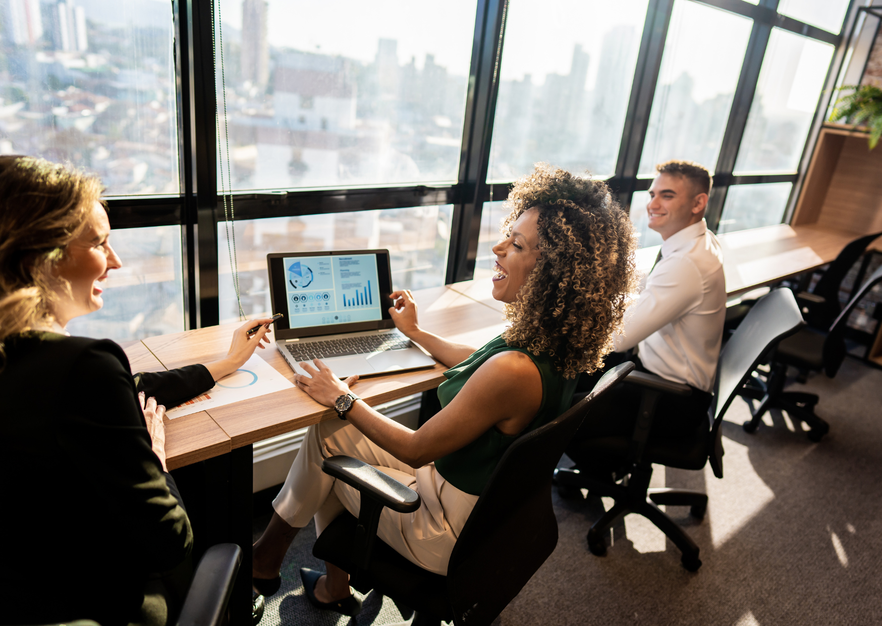 How Being “Friendly” Gets Americans Reported to HR in Germany 4 friendly coworker 2