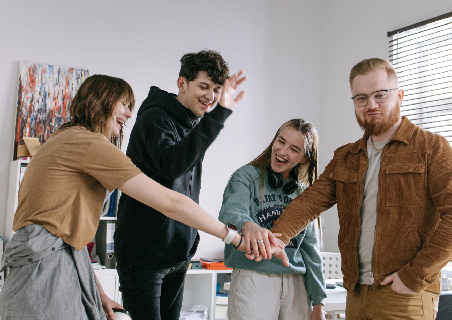 How Being “Friendly” Gets Americans Reported to HR in Germany 5 friendly coworker 4