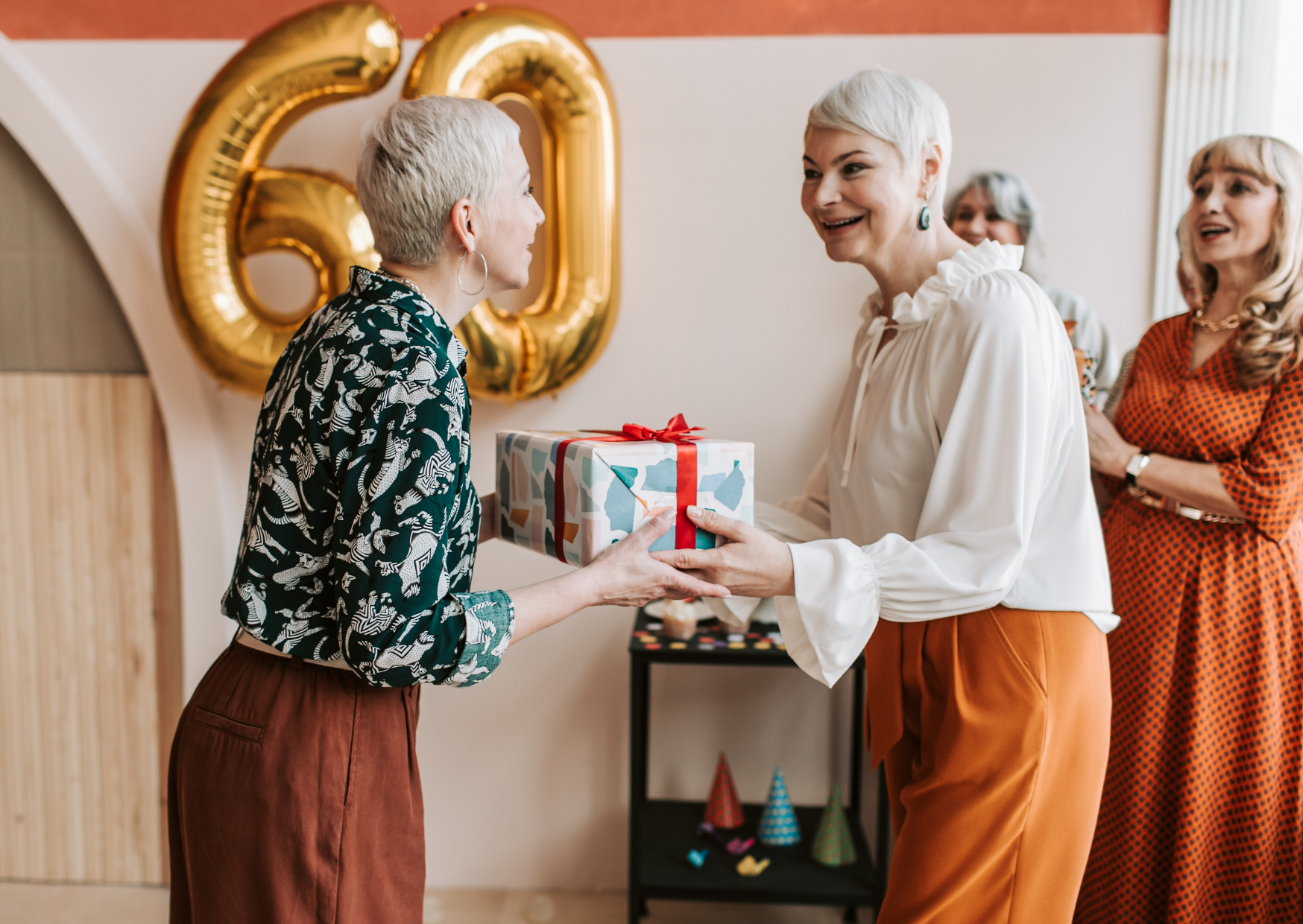 The Gift That Tells Germans You’re Breaking Up With Them 7 gifting a knife 4
