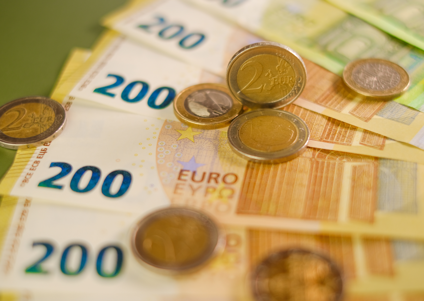 The European Investment Account That Outperforms American 401ks, But Has One Major Catch 3 investments 4