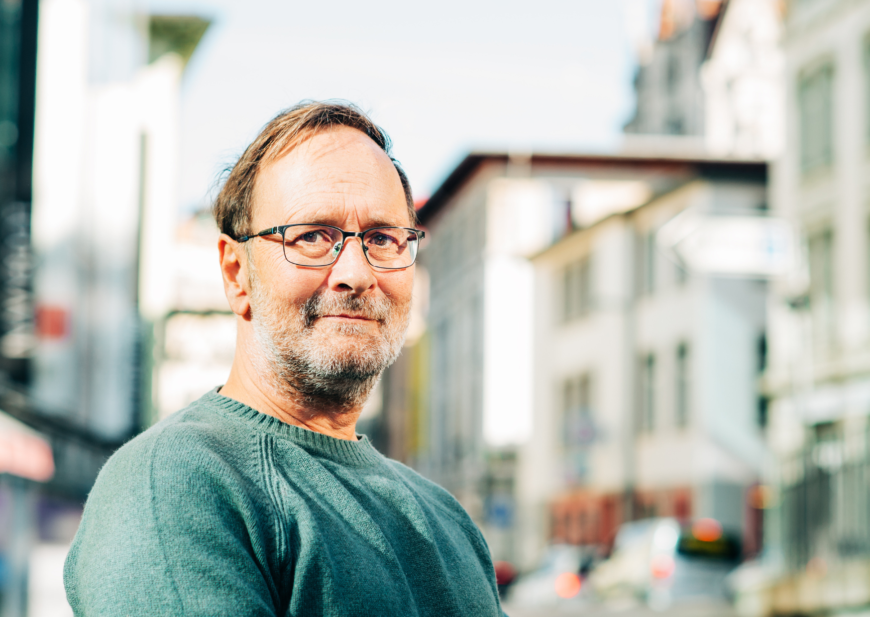Americans Earn More So Why Do Some Italians Retire Earlier? Italians Make Half the Salary and Still Retire Earlier: Here’s the Tradeoff 2 italians retire at 55 4
