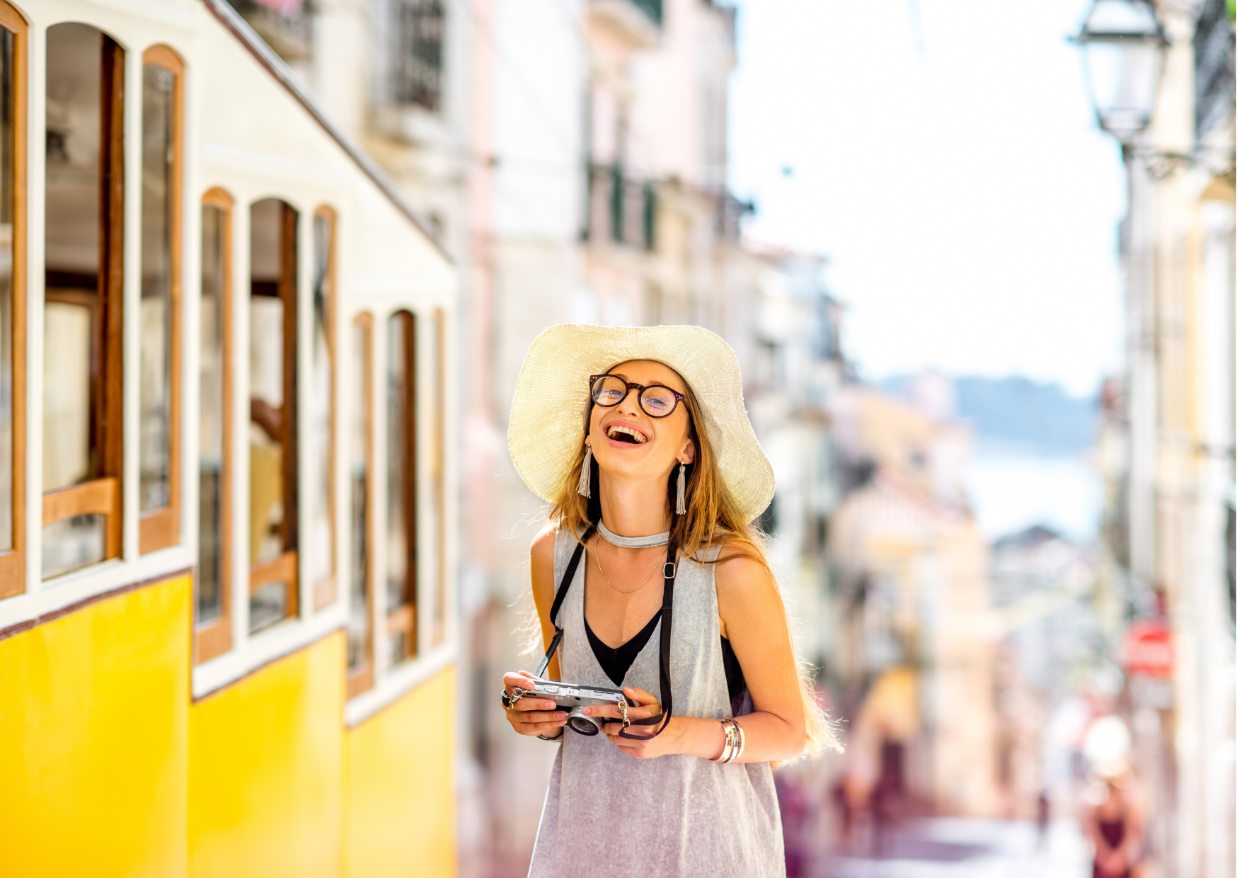 The 5 Reasons 72% of Californians Fail in Portugal: The Hard Truth About Californians Relocating to Portugal 2 people in Portugal 2