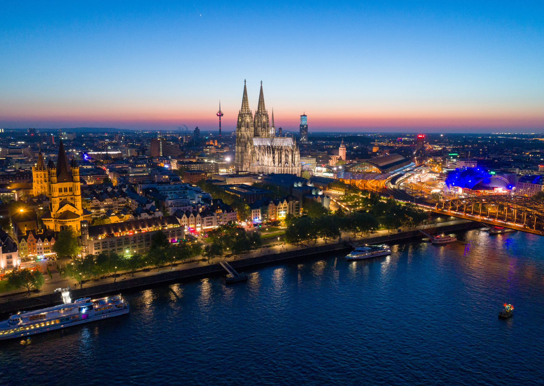 How Germans Save €20,000 Yearly on €35,000 Salaries 5 people in germany