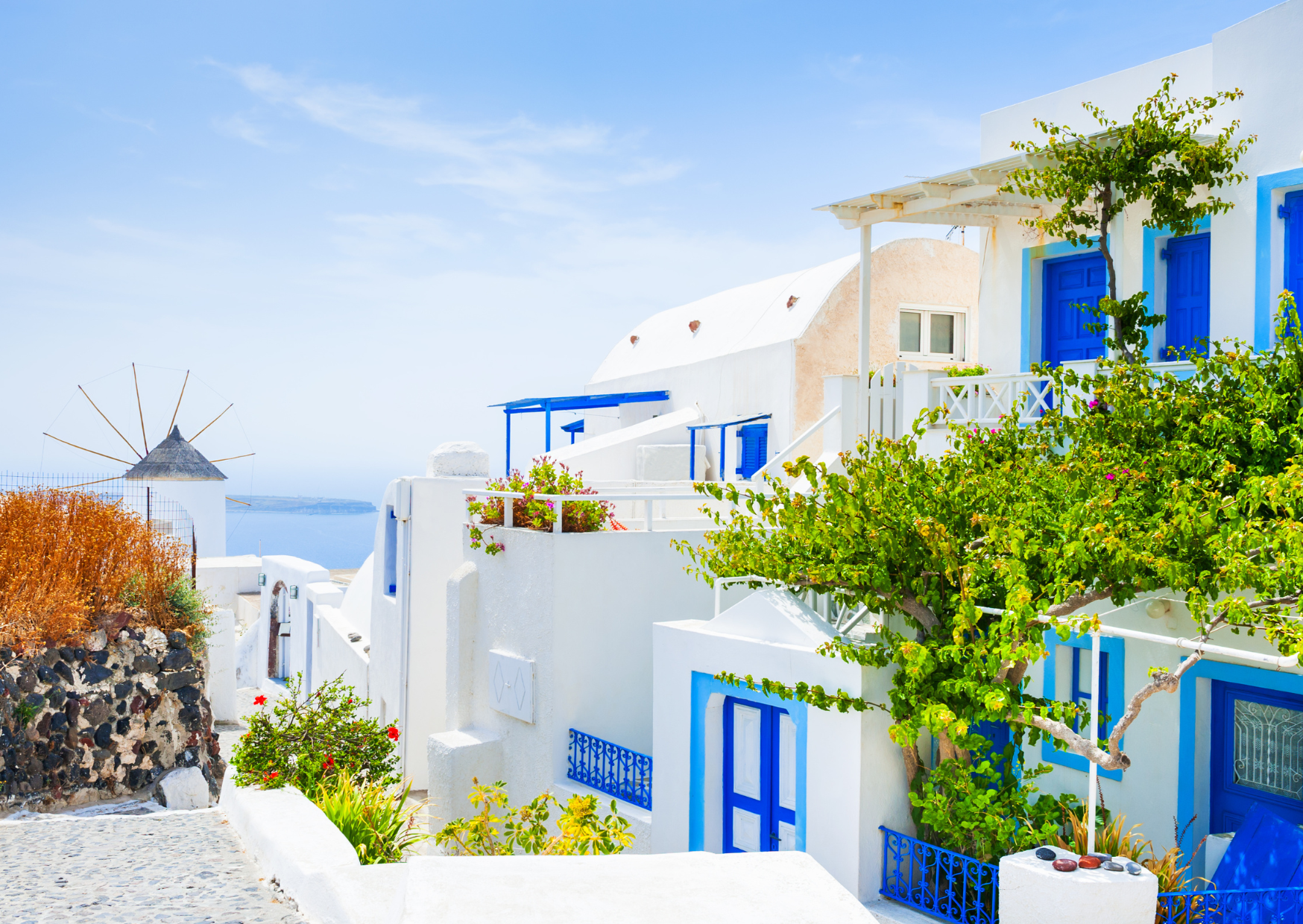 Can a Two-Year Residence Card Lead to Permanent Residency? 11 Countries Where Americans Can Get a Two-Year Visa or Residence Card in 2026 3 residence card Greece