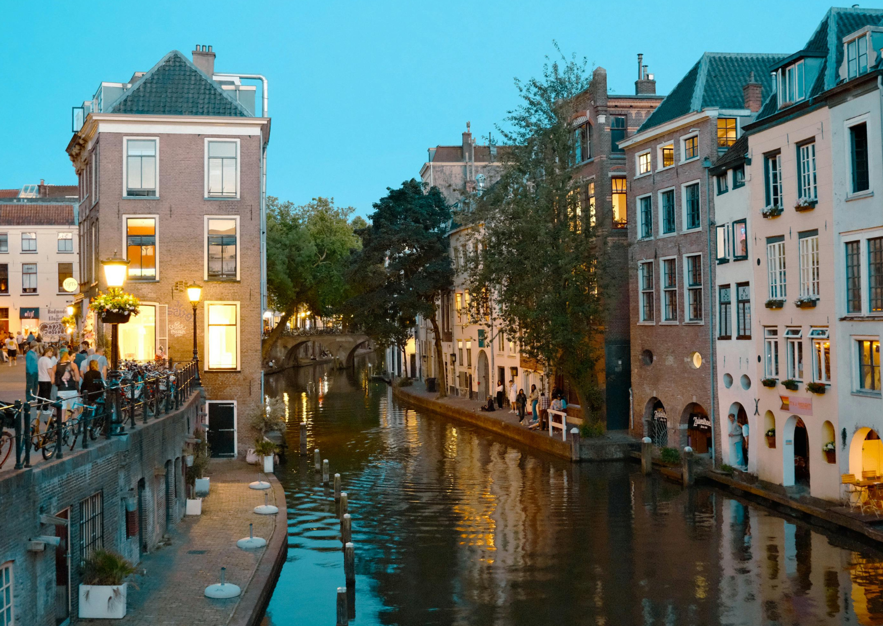 Places in Europe Where Being American Is an Advantage 2 residence card Netherlands